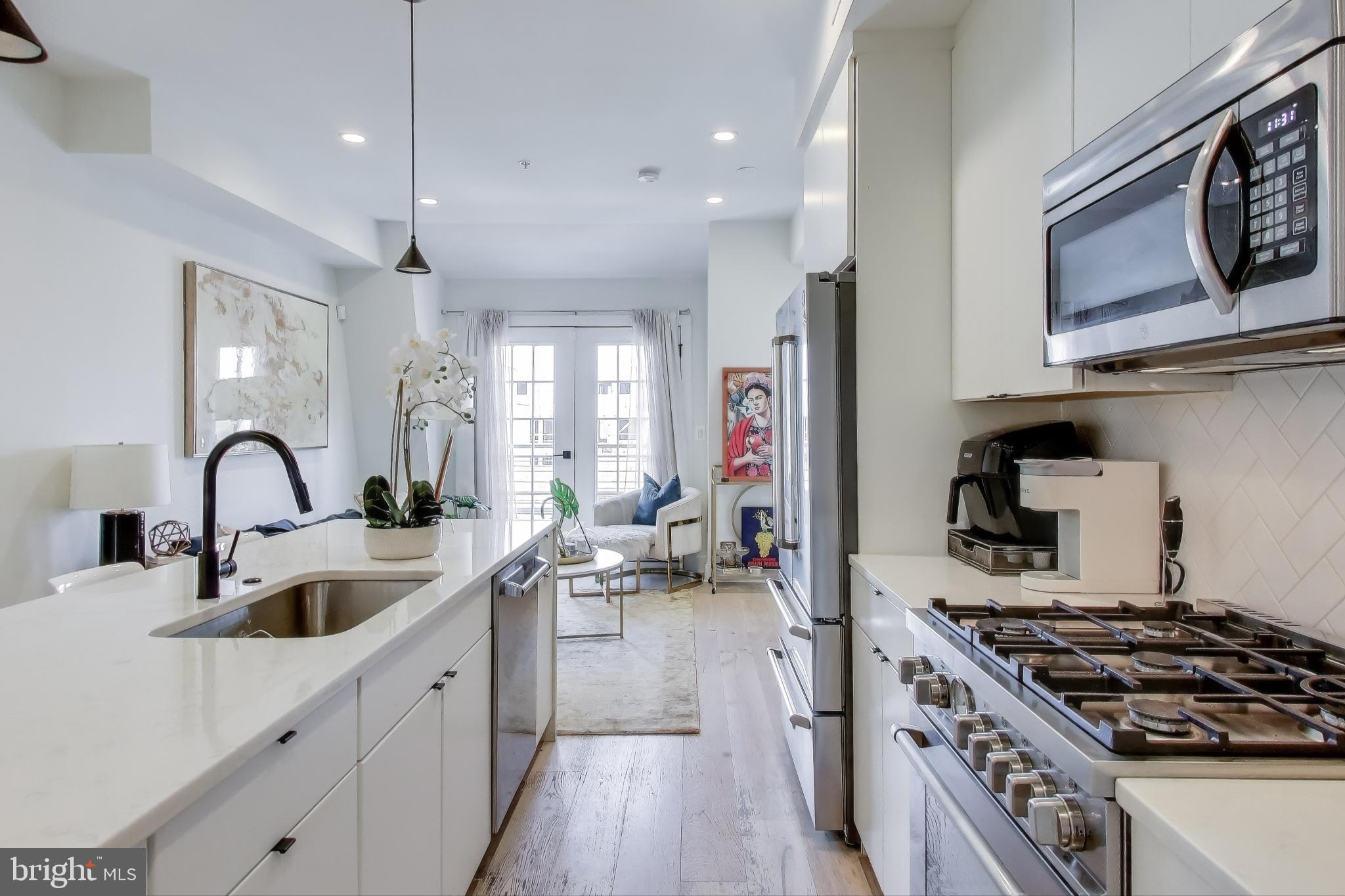 1011 18TH STREET NE 8