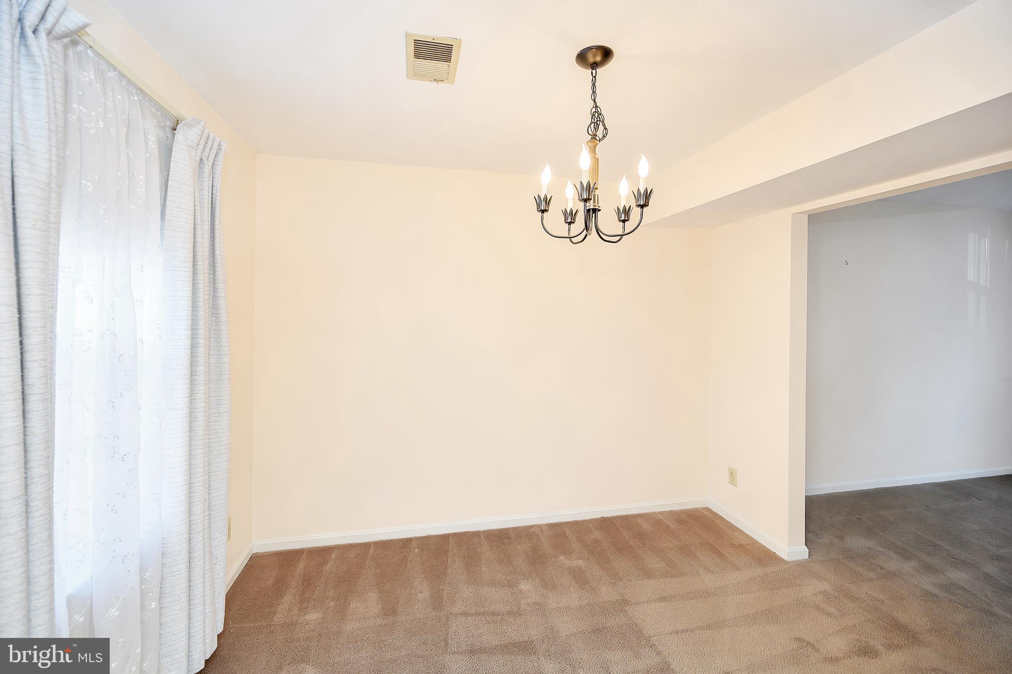 STAFFORD OAKS - Residential