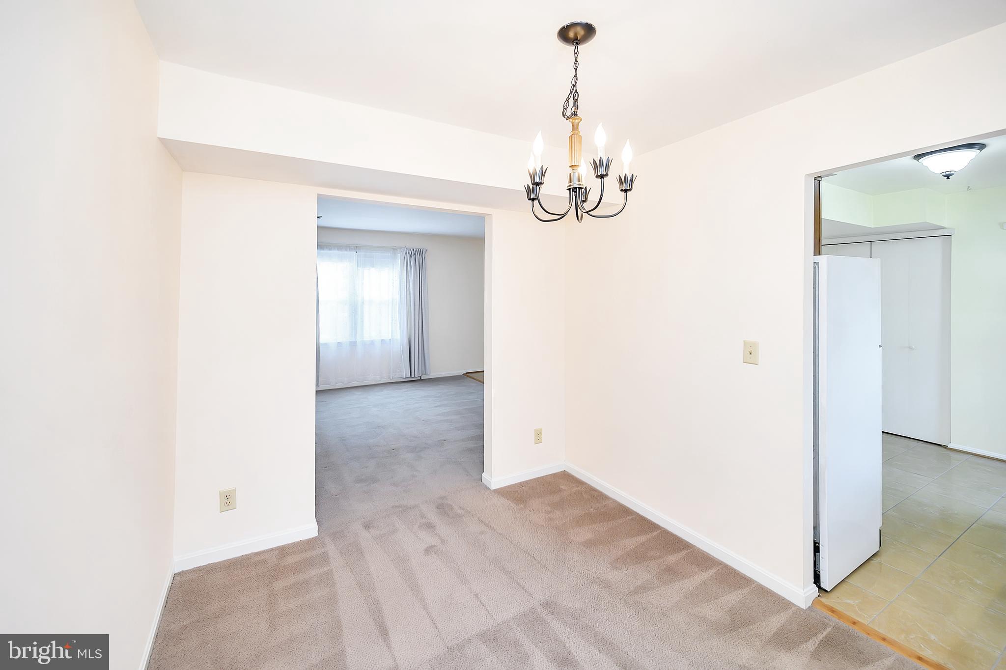 STAFFORD OAKS - Residential