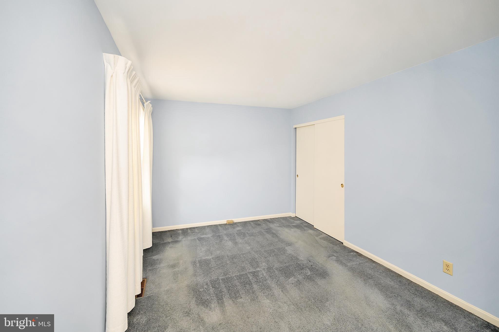 STAFFORD OAKS - Residential