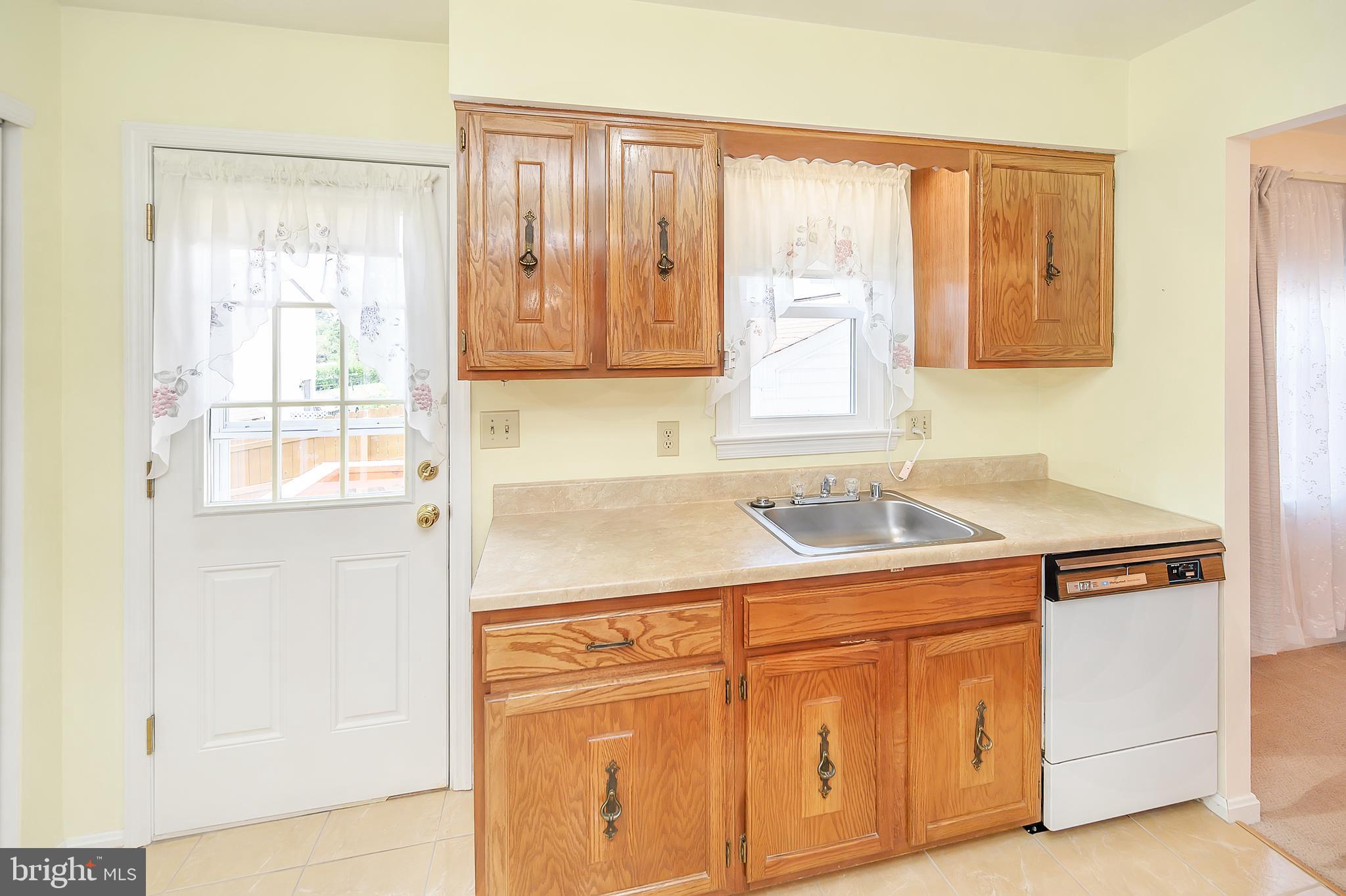 STAFFORD OAKS - Residential