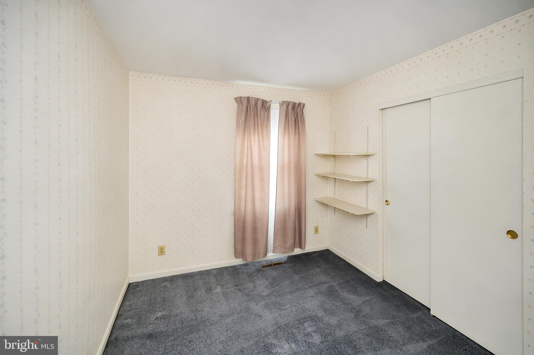 STAFFORD OAKS - Residential