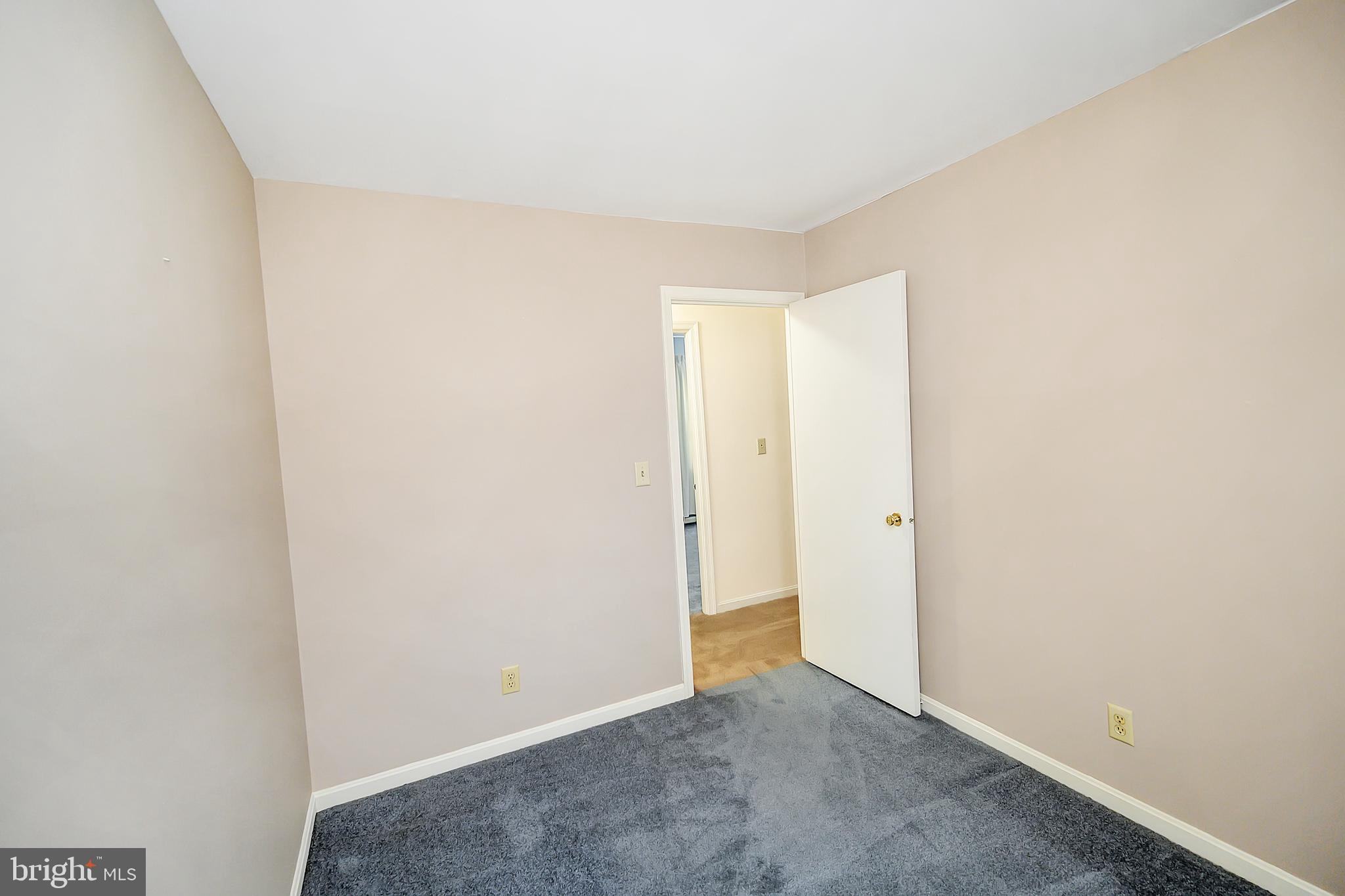 STAFFORD OAKS - Residential