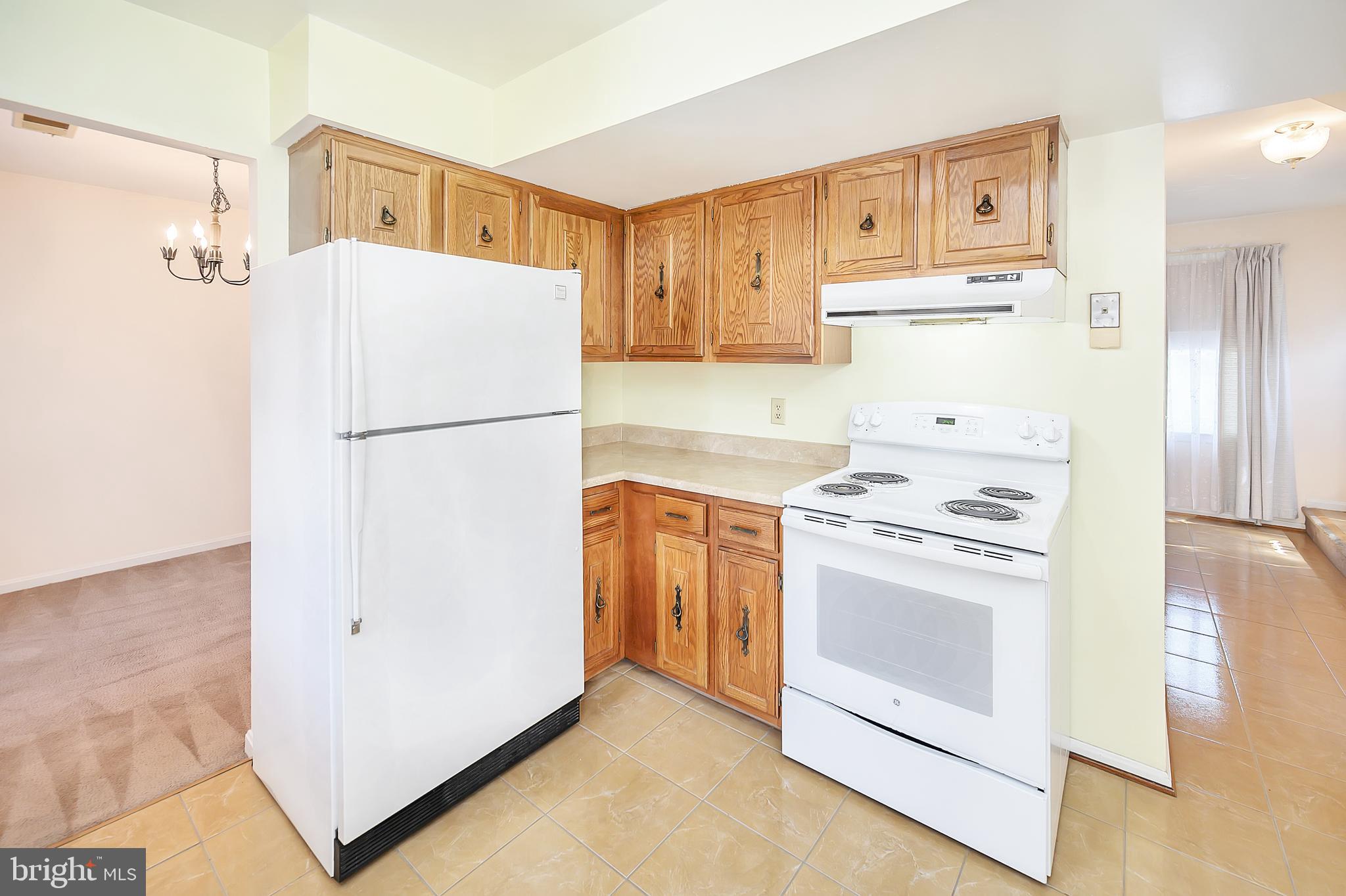 STAFFORD OAKS - Residential