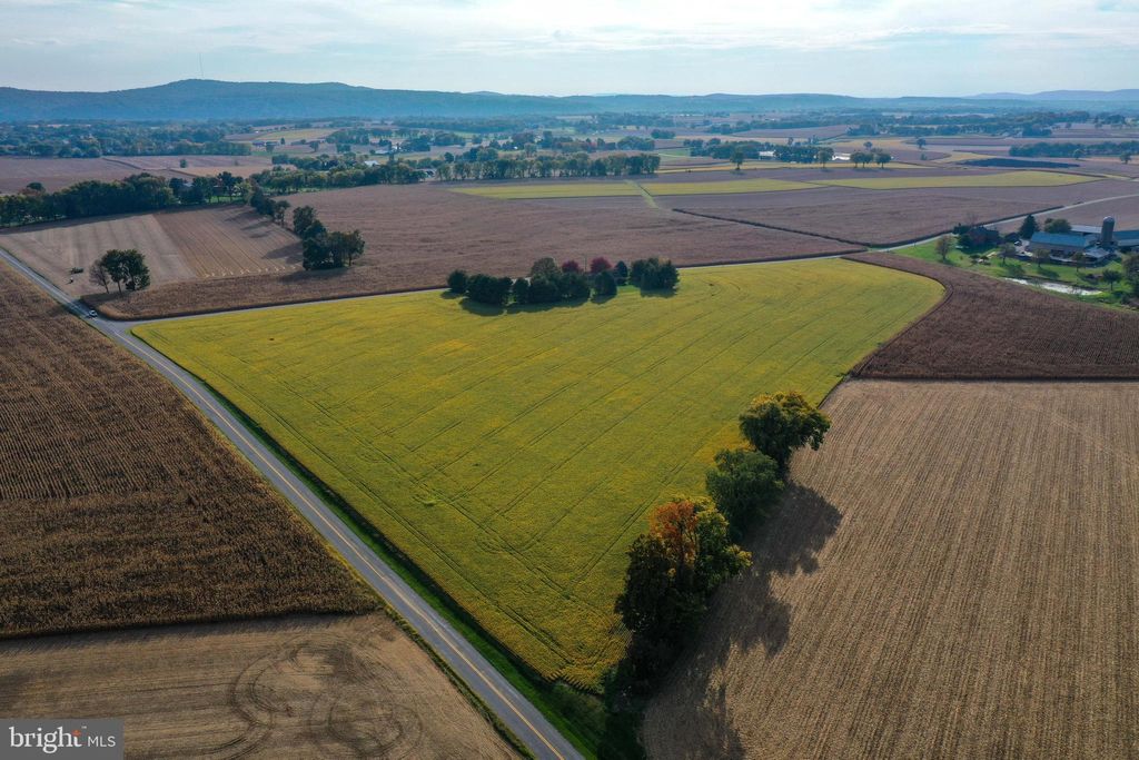 Photo of 2235 BULLMOOSE RD, MOUNT JOY, PA 17552 (MLS # PALA2026752)