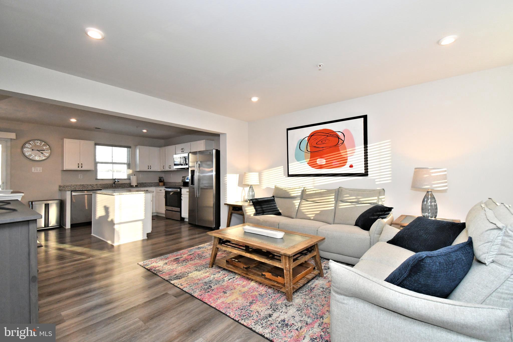 SANATOGA CROSSING - Residential