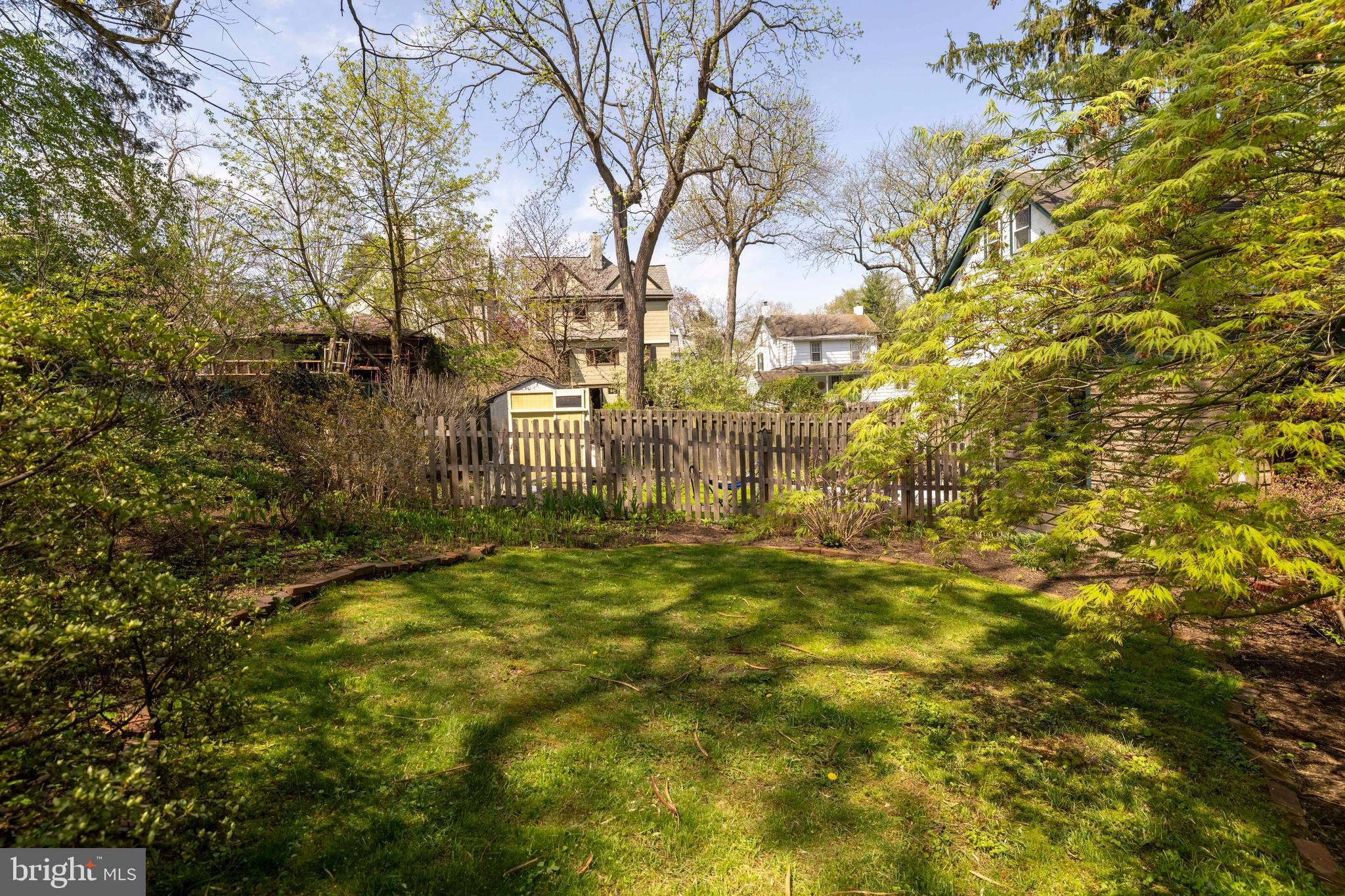 MELROSE PARK - Residential