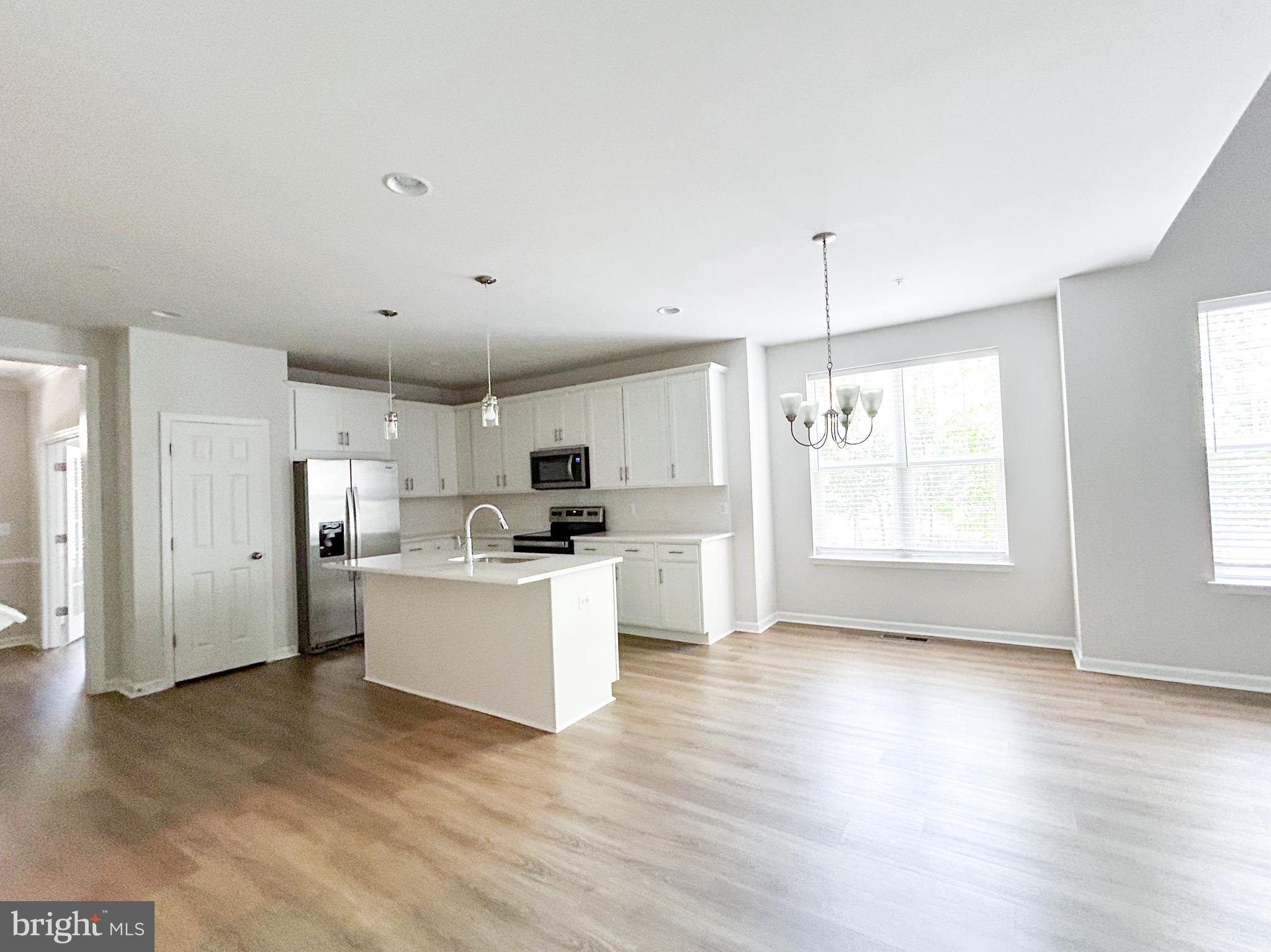 SWAN POINT - Residential