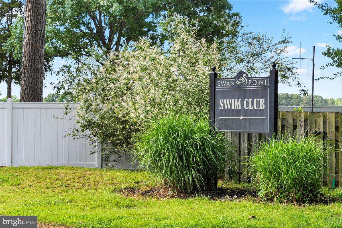 SWAN POINT - Residential