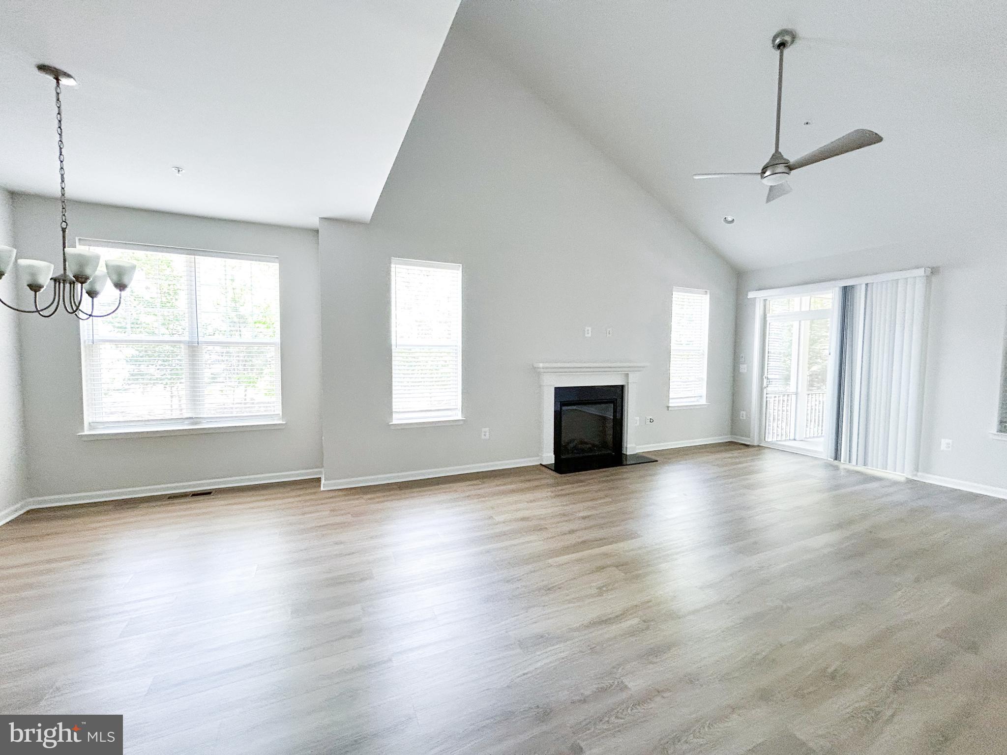 SWAN POINT - Residential