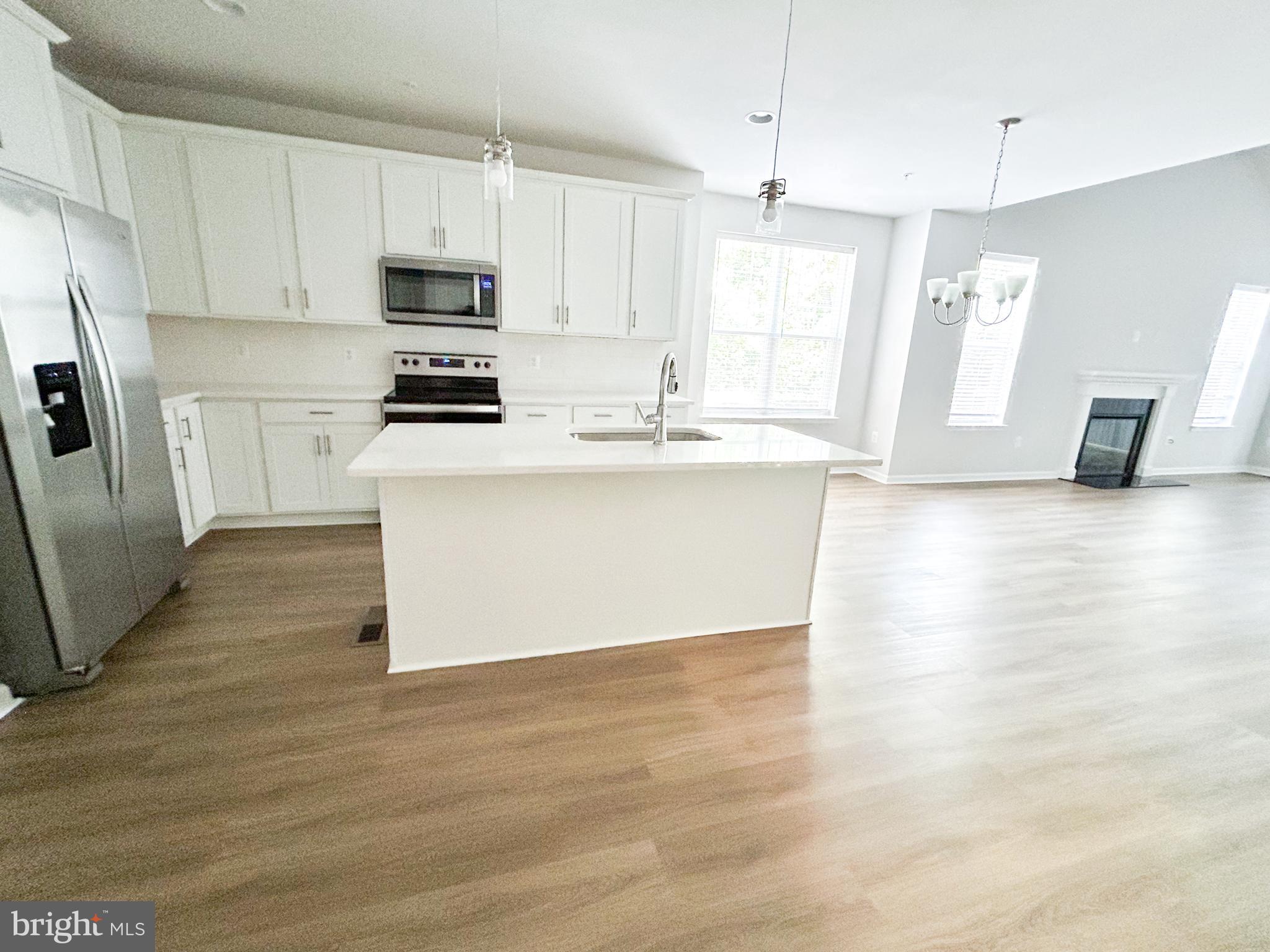SWAN POINT - Residential