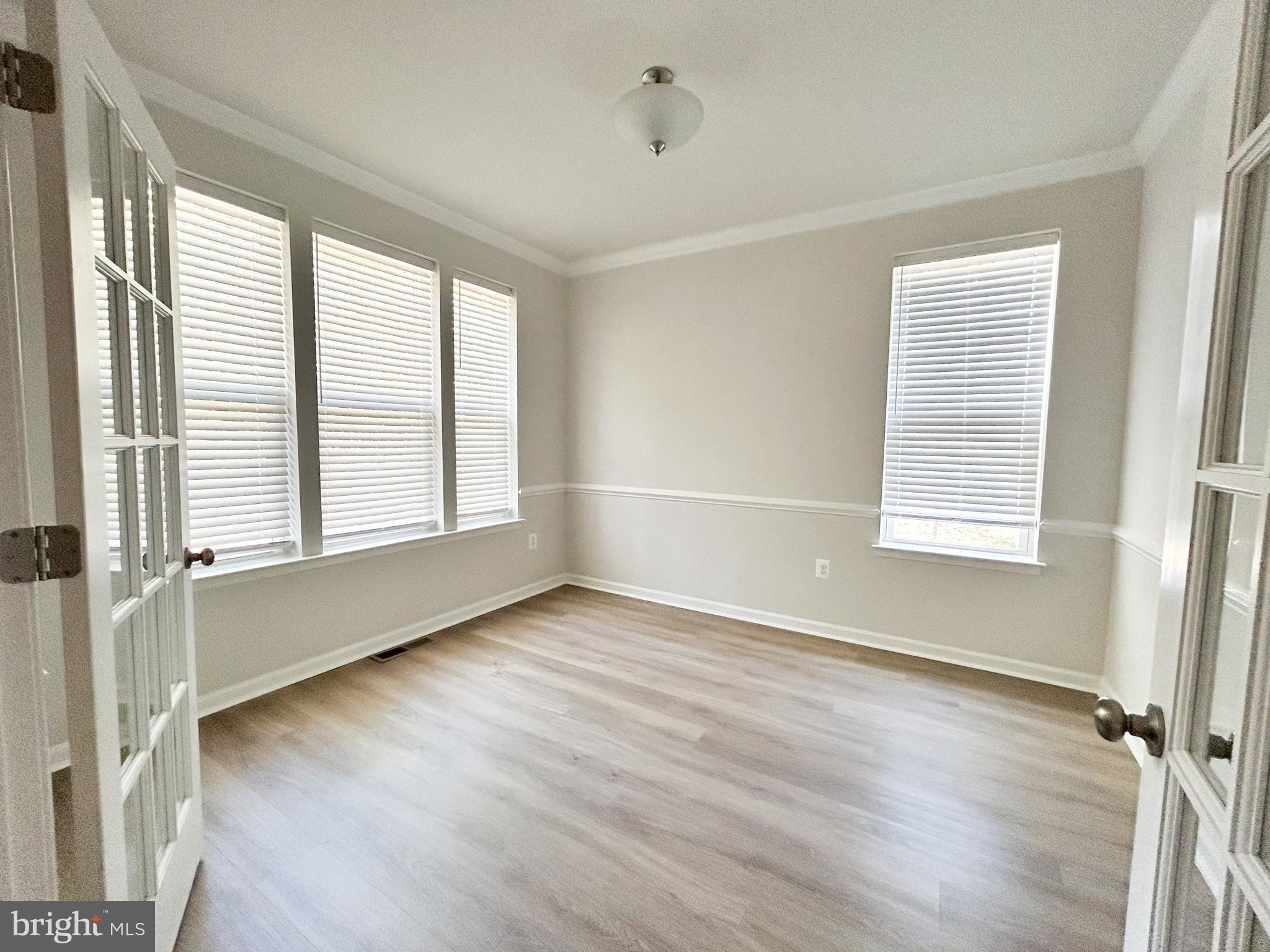 SWAN POINT - Residential