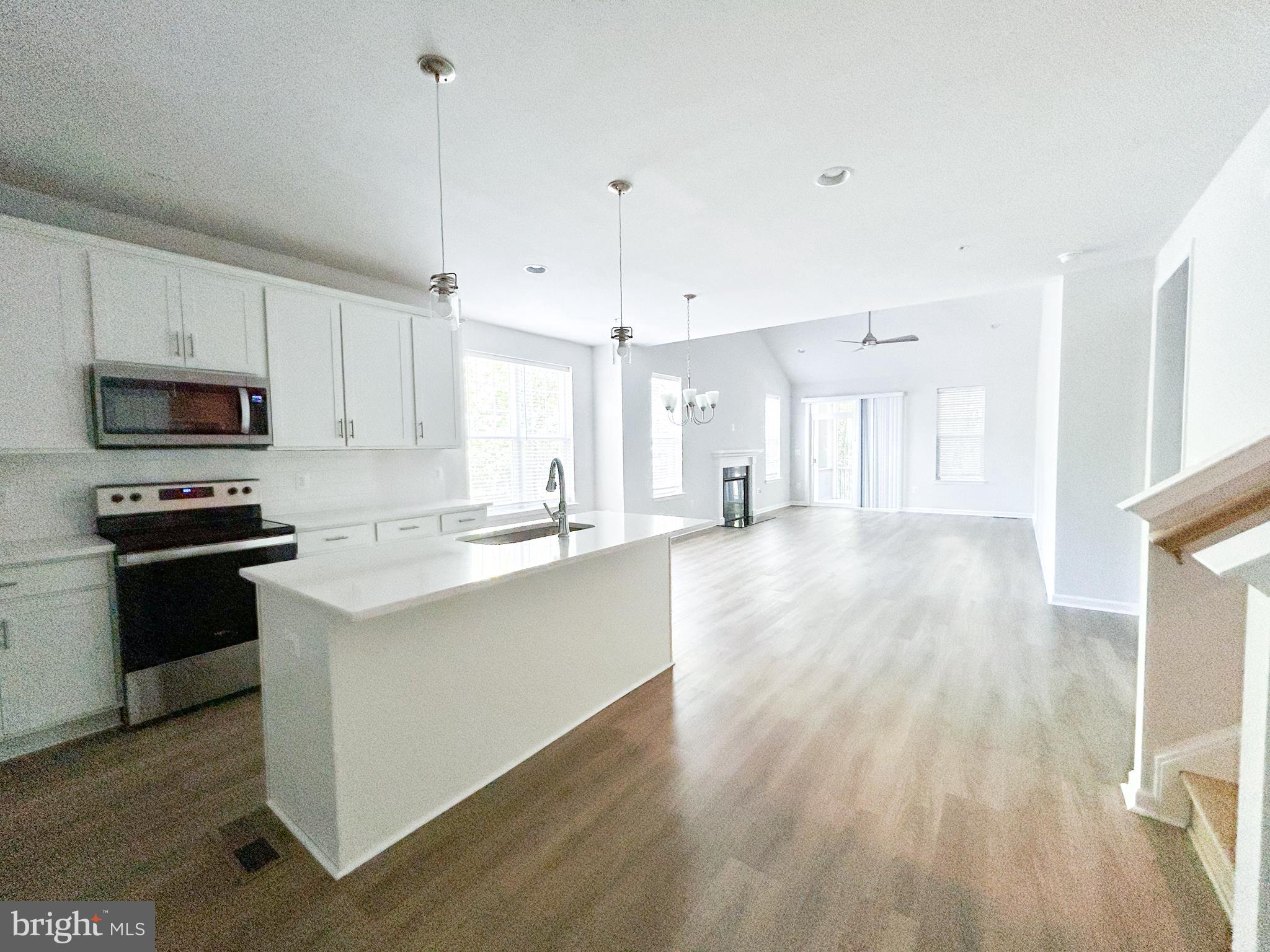 SWAN POINT - Residential