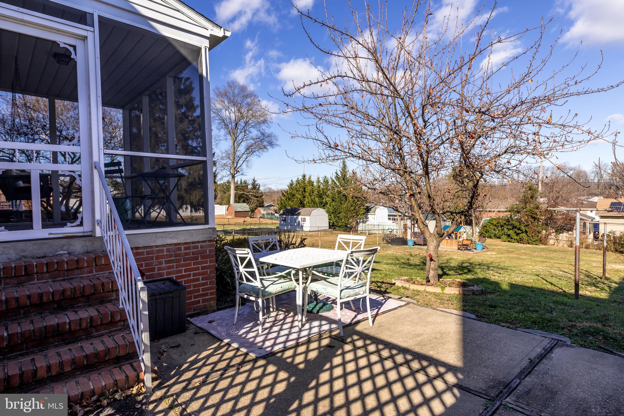 LOU HAR TERRACE - Residential