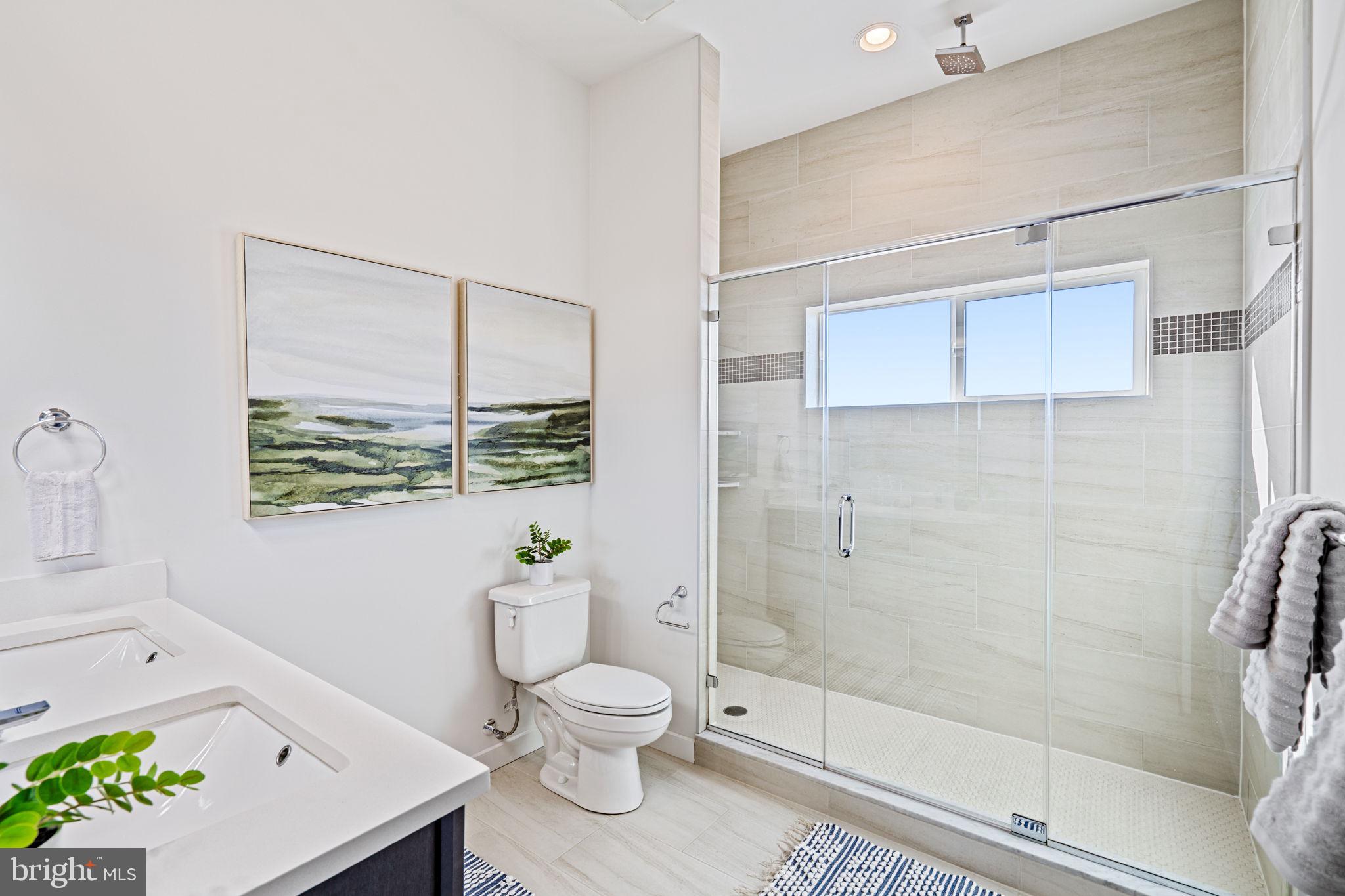 KENSINGTON - Residential