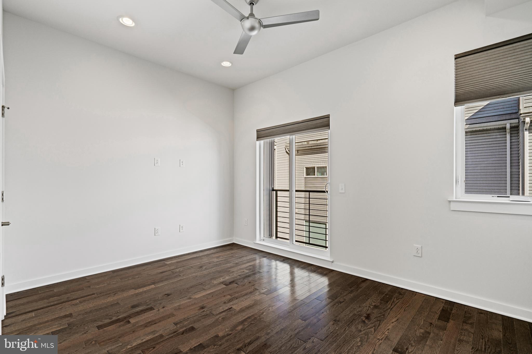 KENSINGTON - Residential