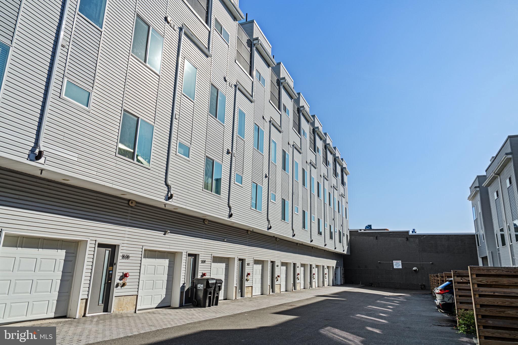 KENSINGTON - Residential