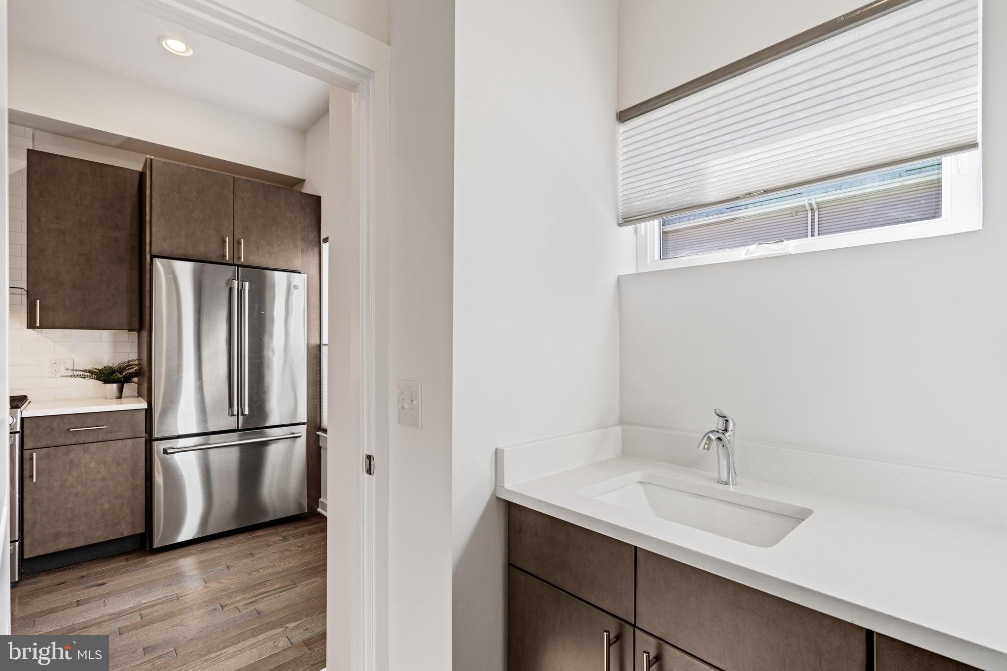 KENSINGTON - Residential