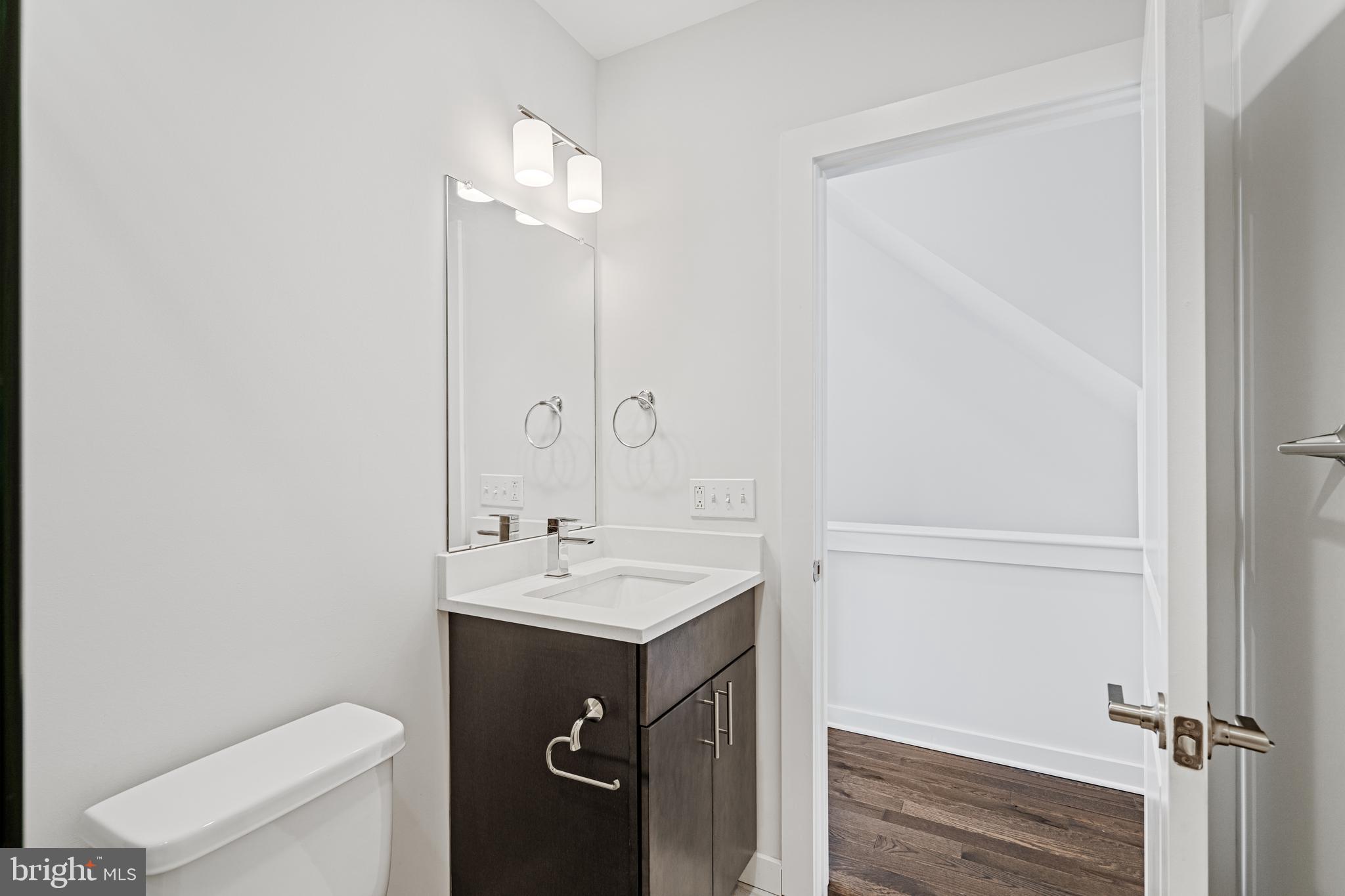 KENSINGTON - Residential