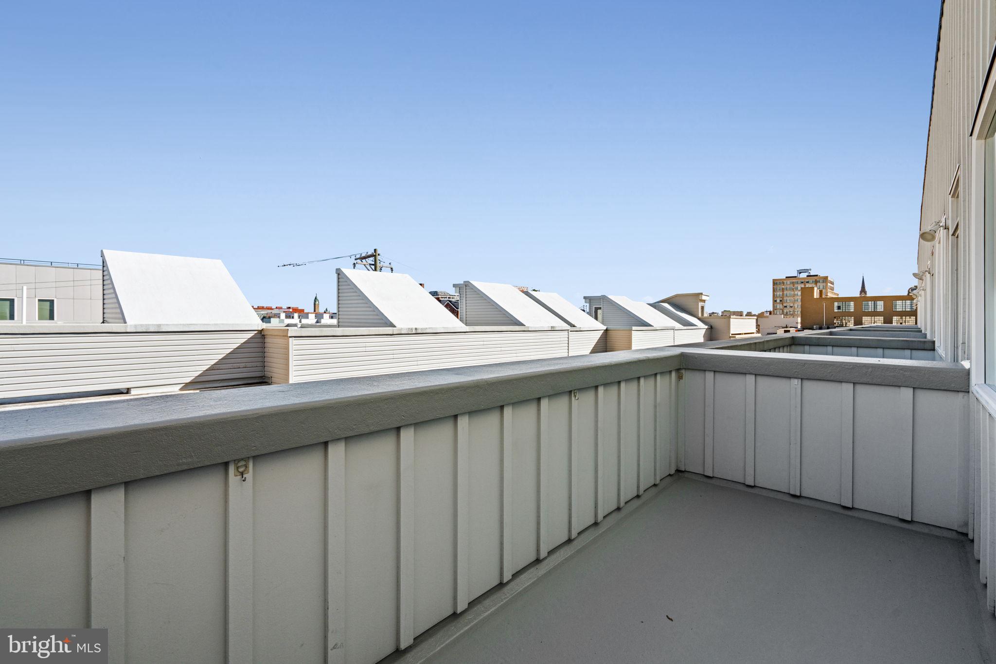 KENSINGTON - Residential