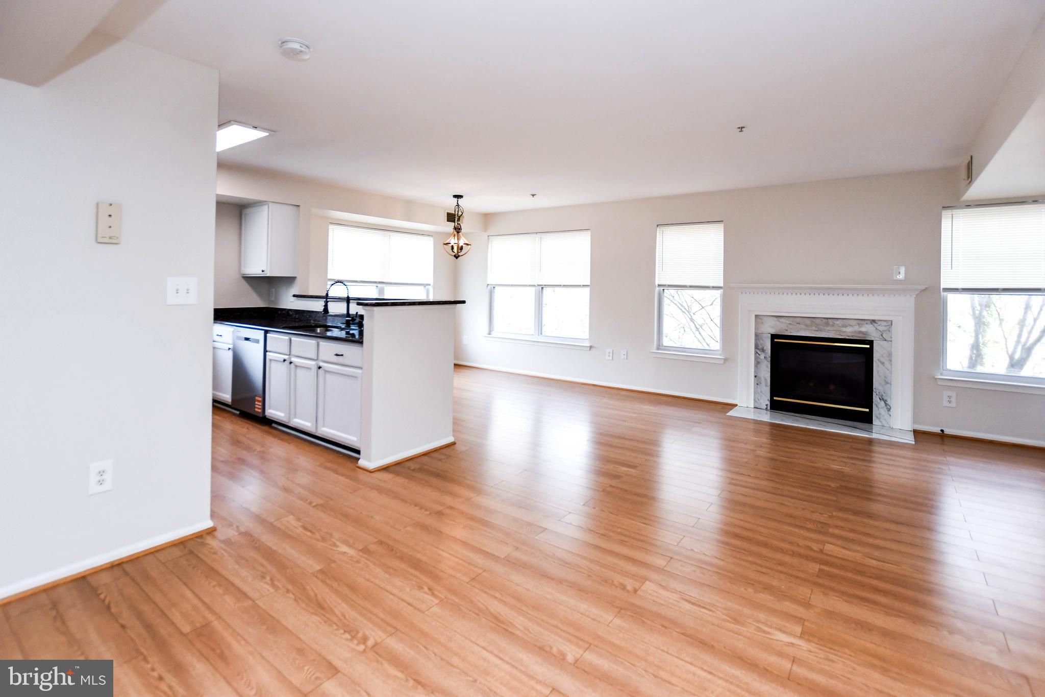 NORMANDY PLACE CONDO-PHA - Residential