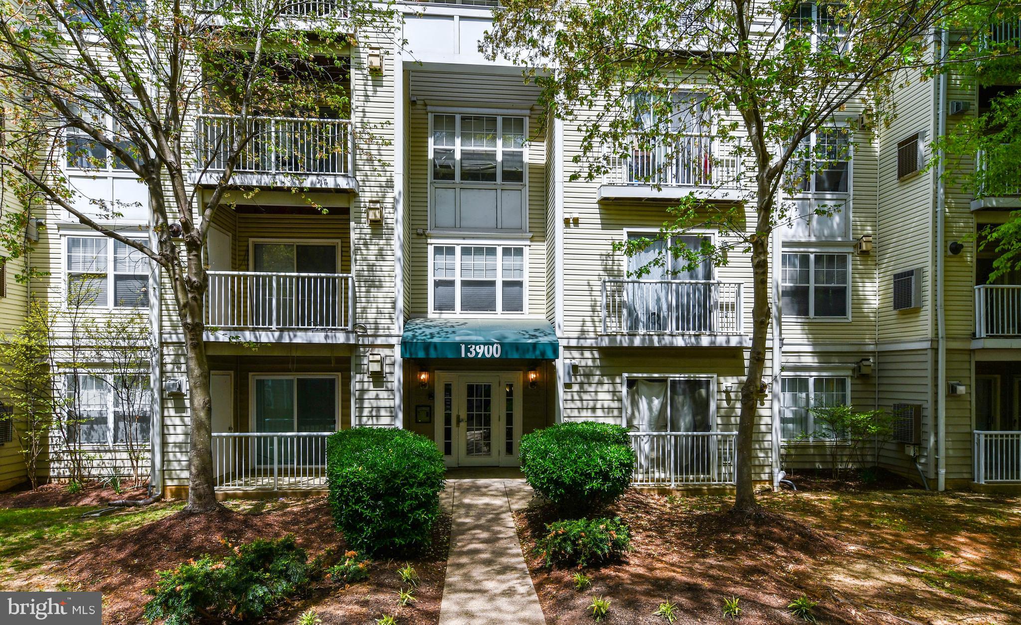 13900 FARNSWORTH LANE 4303