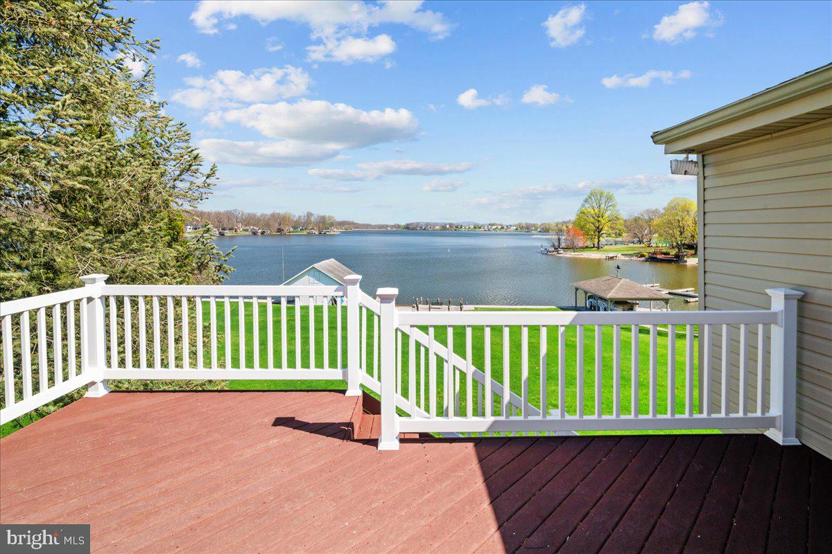 382 LAKE MEADE DRIVE