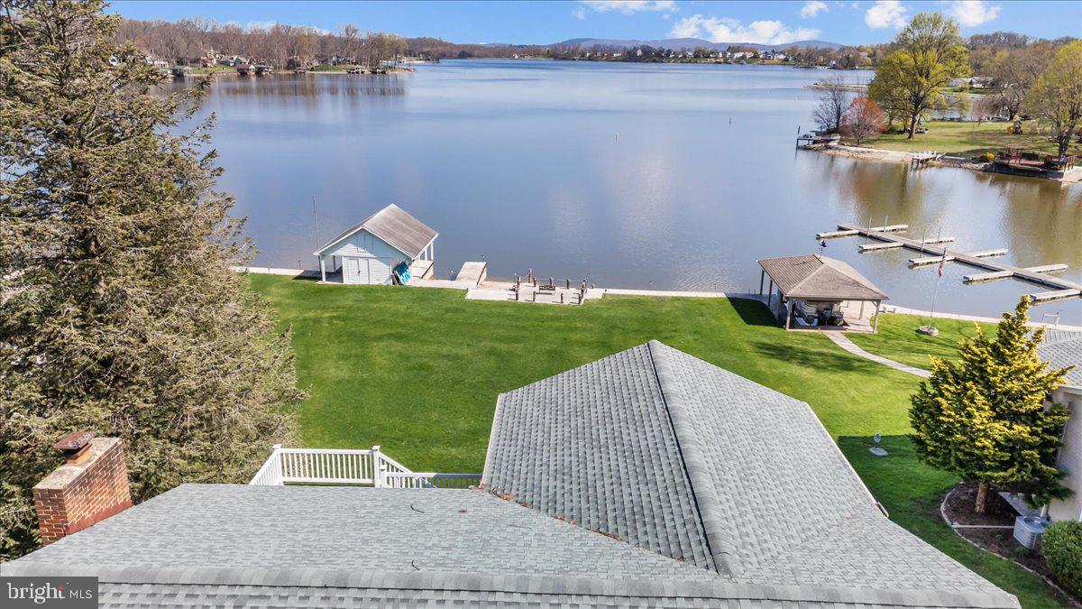 382 LAKE MEADE DRIVE