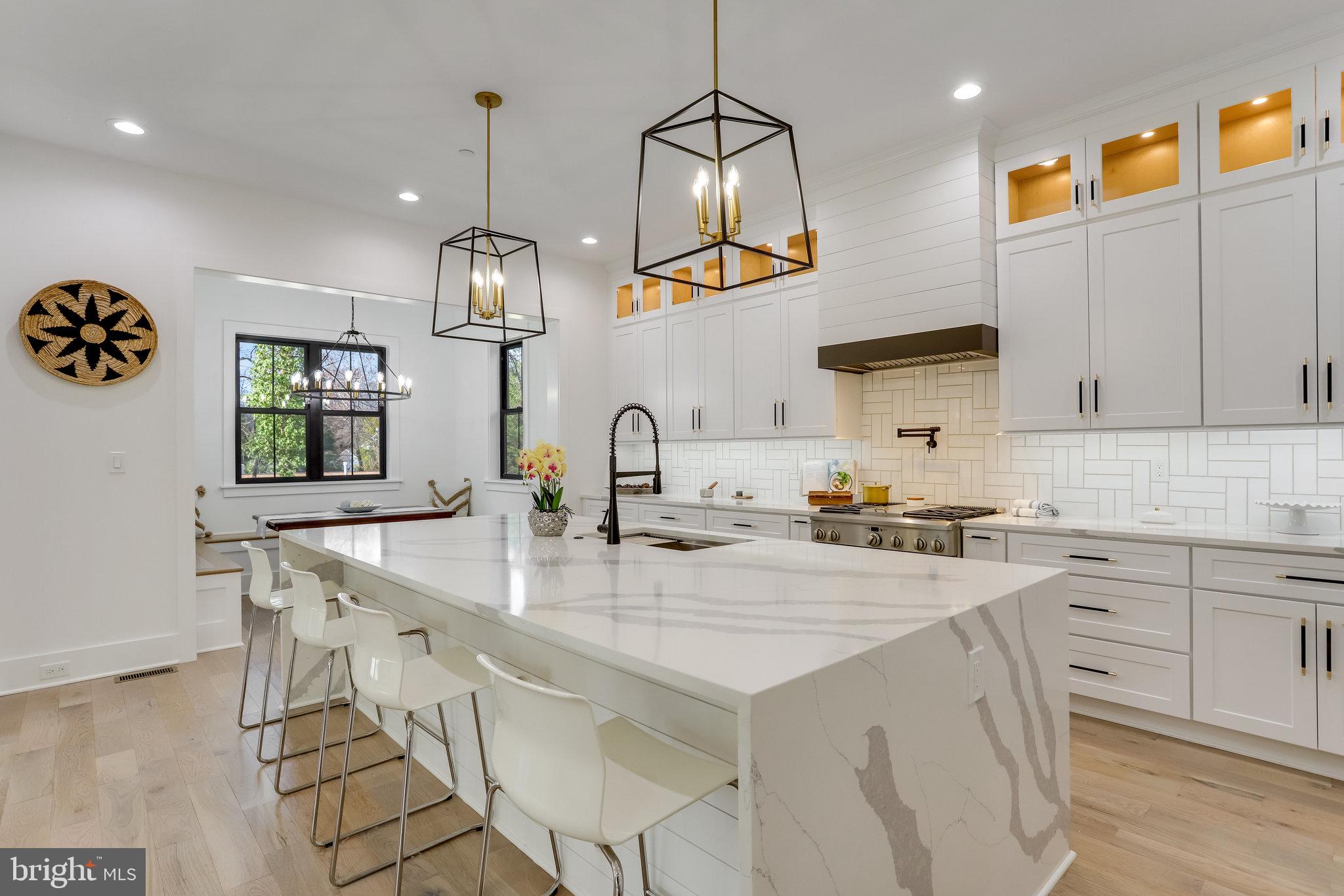 NORTH CHEVY CHASE - Residential