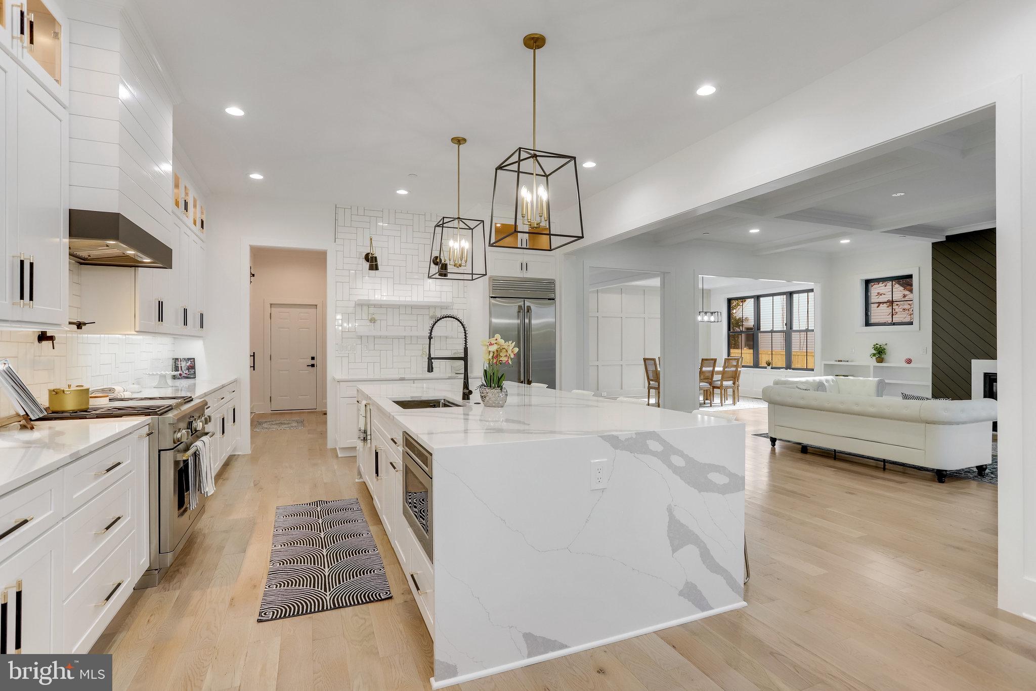 NORTH CHEVY CHASE - Residential