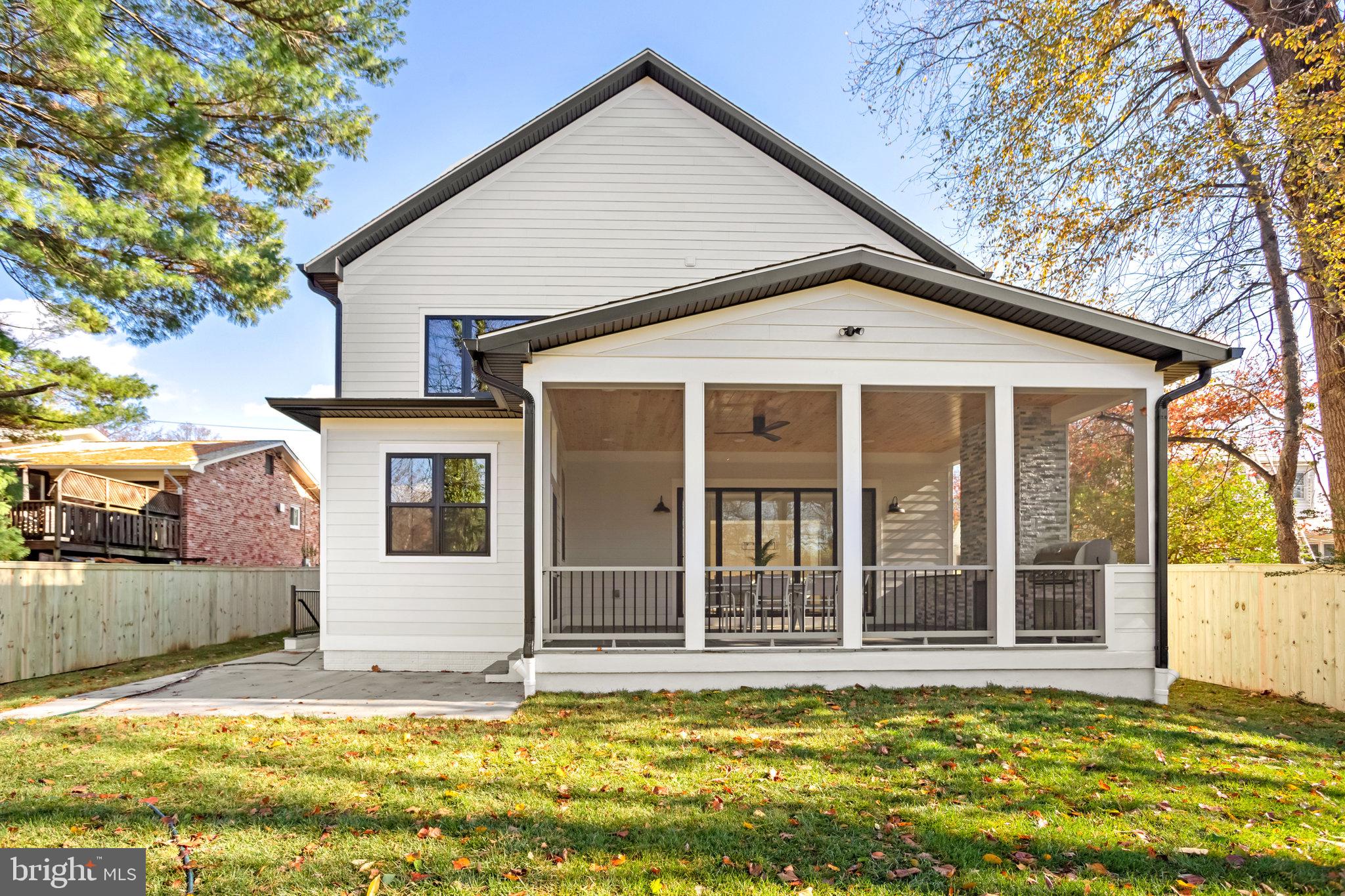 NORTH CHEVY CHASE - Residential