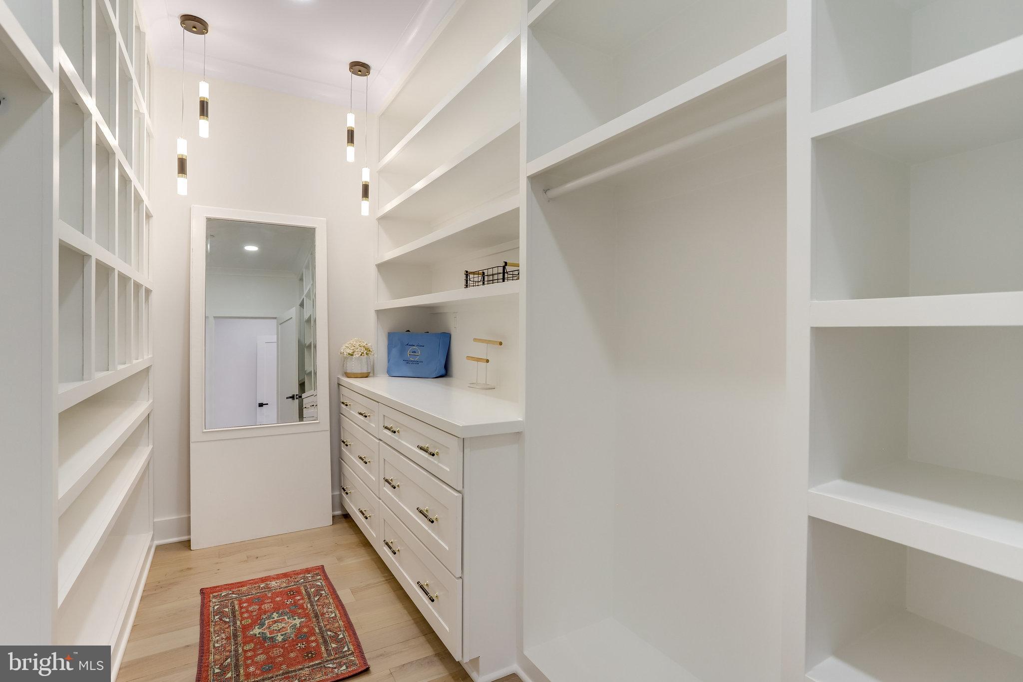 NORTH CHEVY CHASE - Residential