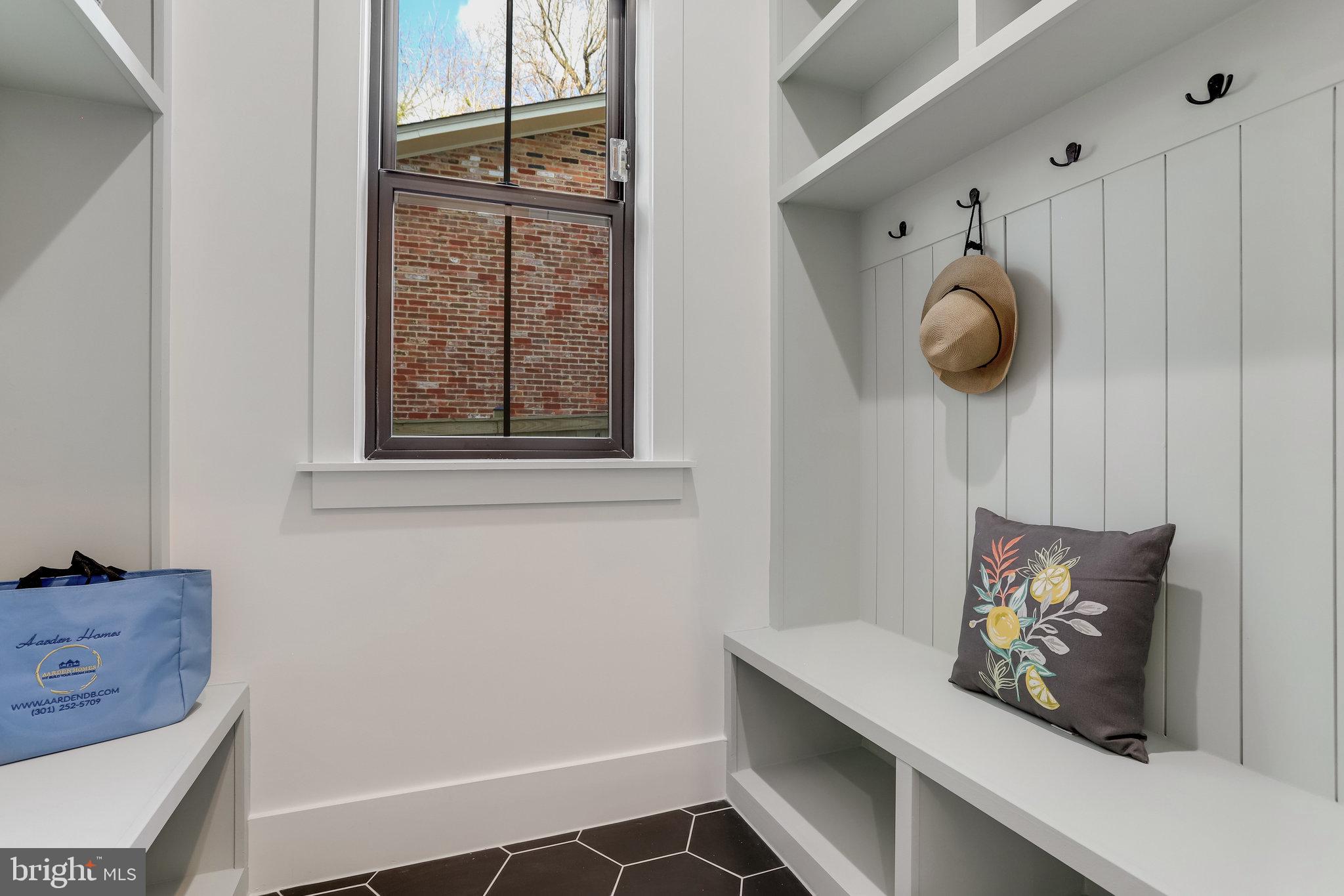 NORTH CHEVY CHASE - Residential