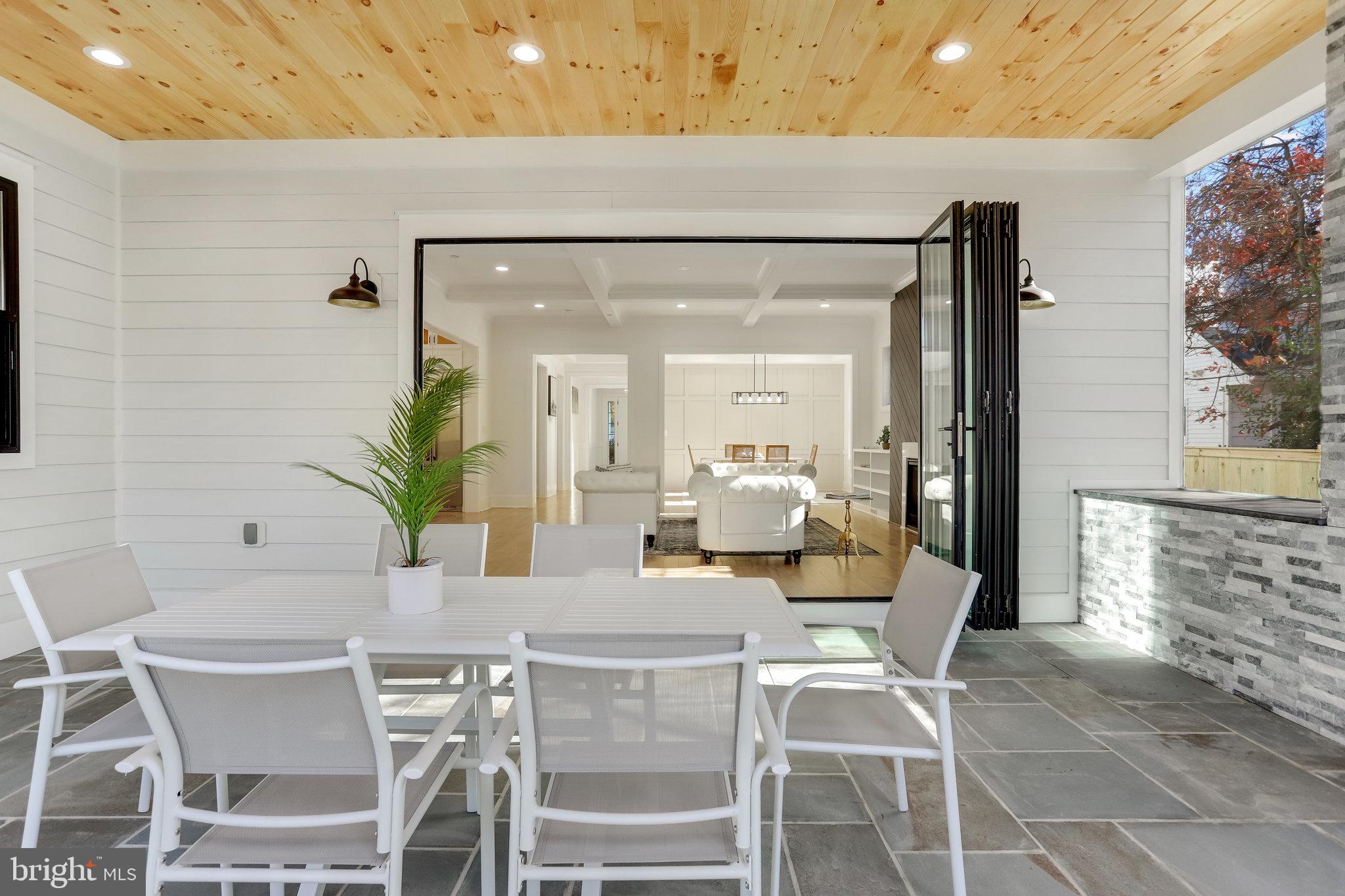 NORTH CHEVY CHASE - Residential