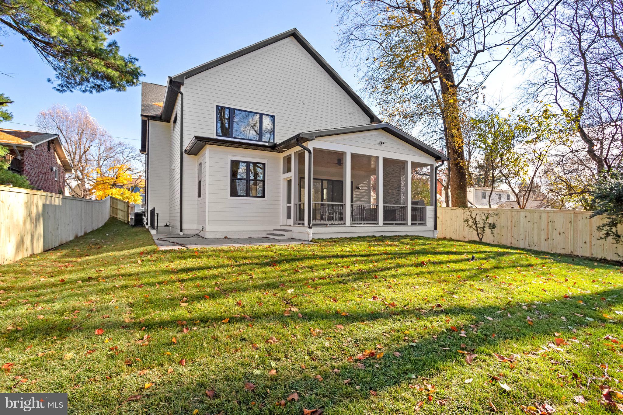 NORTH CHEVY CHASE - Residential