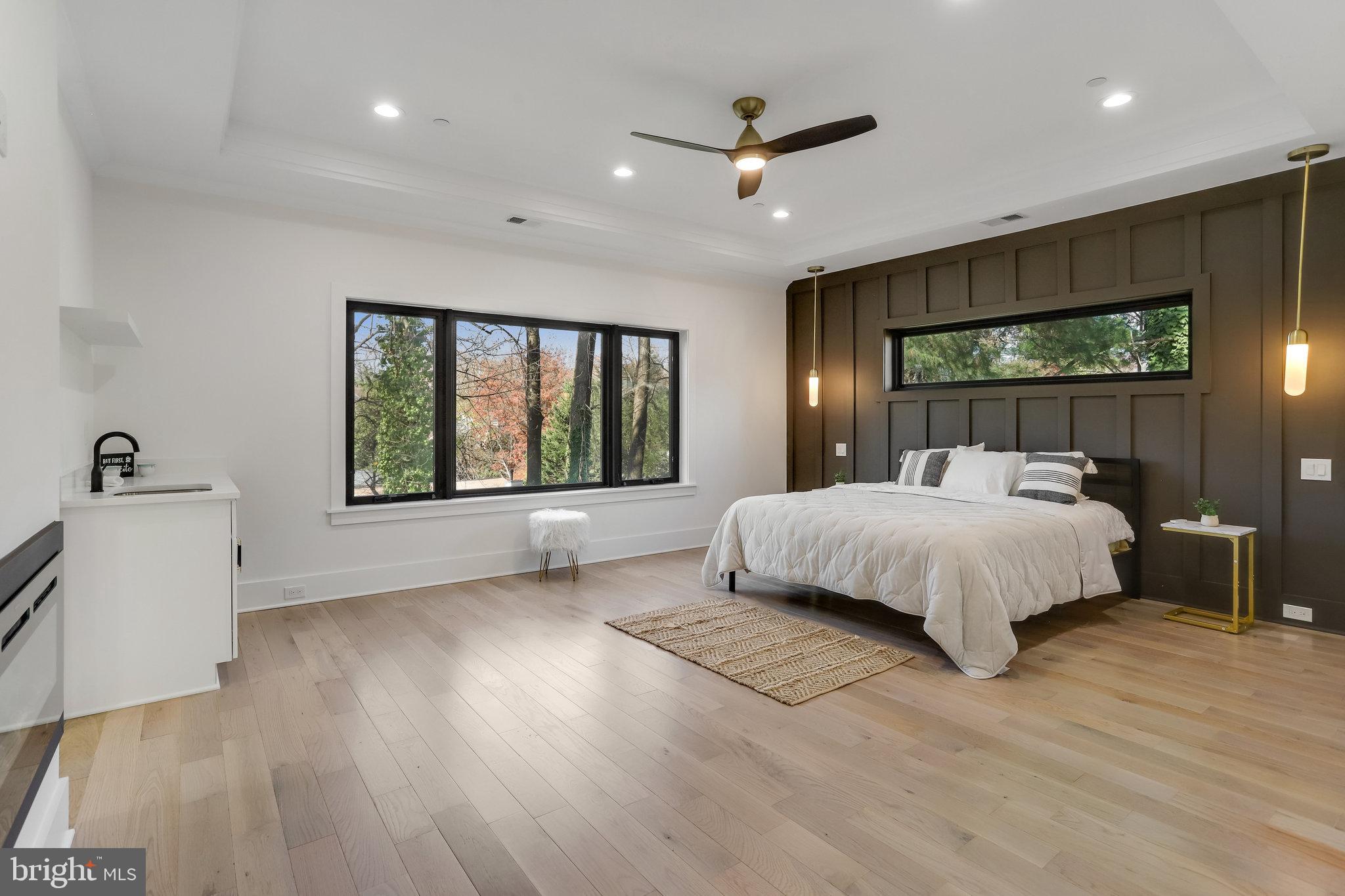 NORTH CHEVY CHASE - Residential