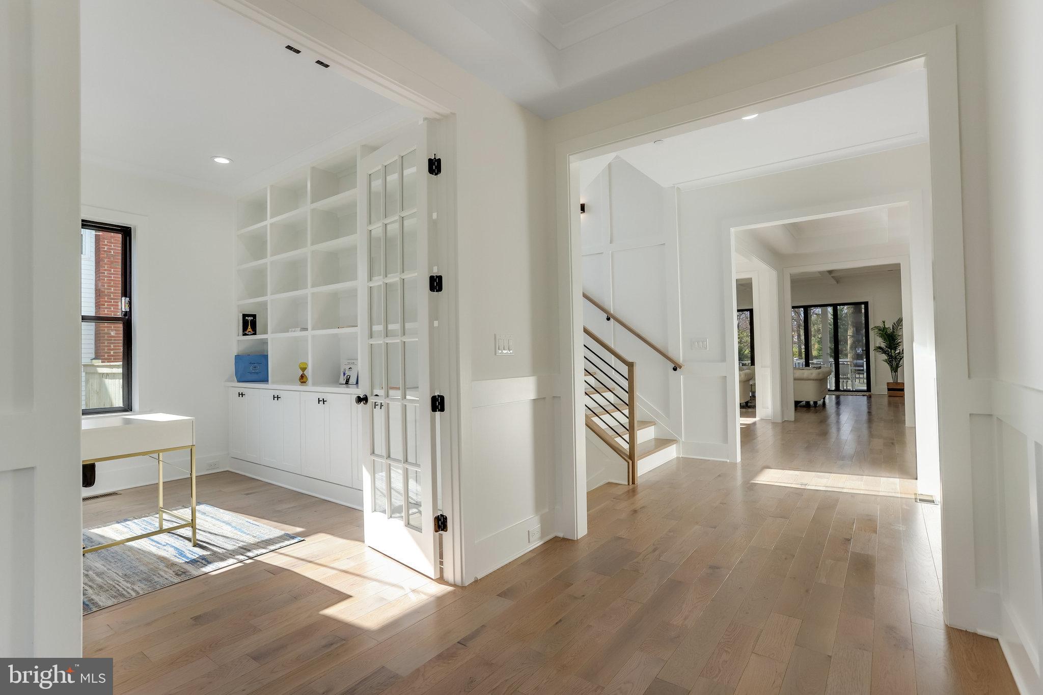 NORTH CHEVY CHASE - Residential