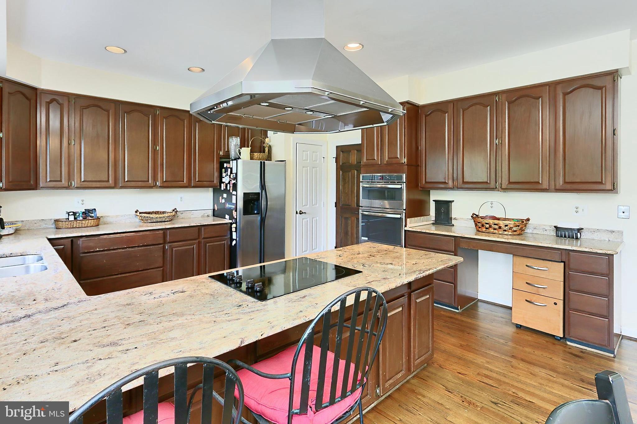 IVAKOTA FARM - Residential