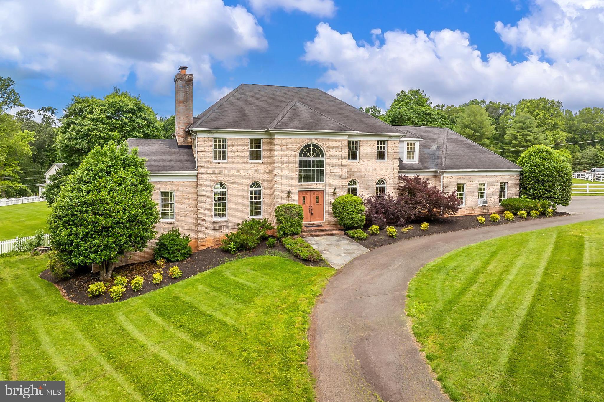 IVAKOTA FARM - Residential