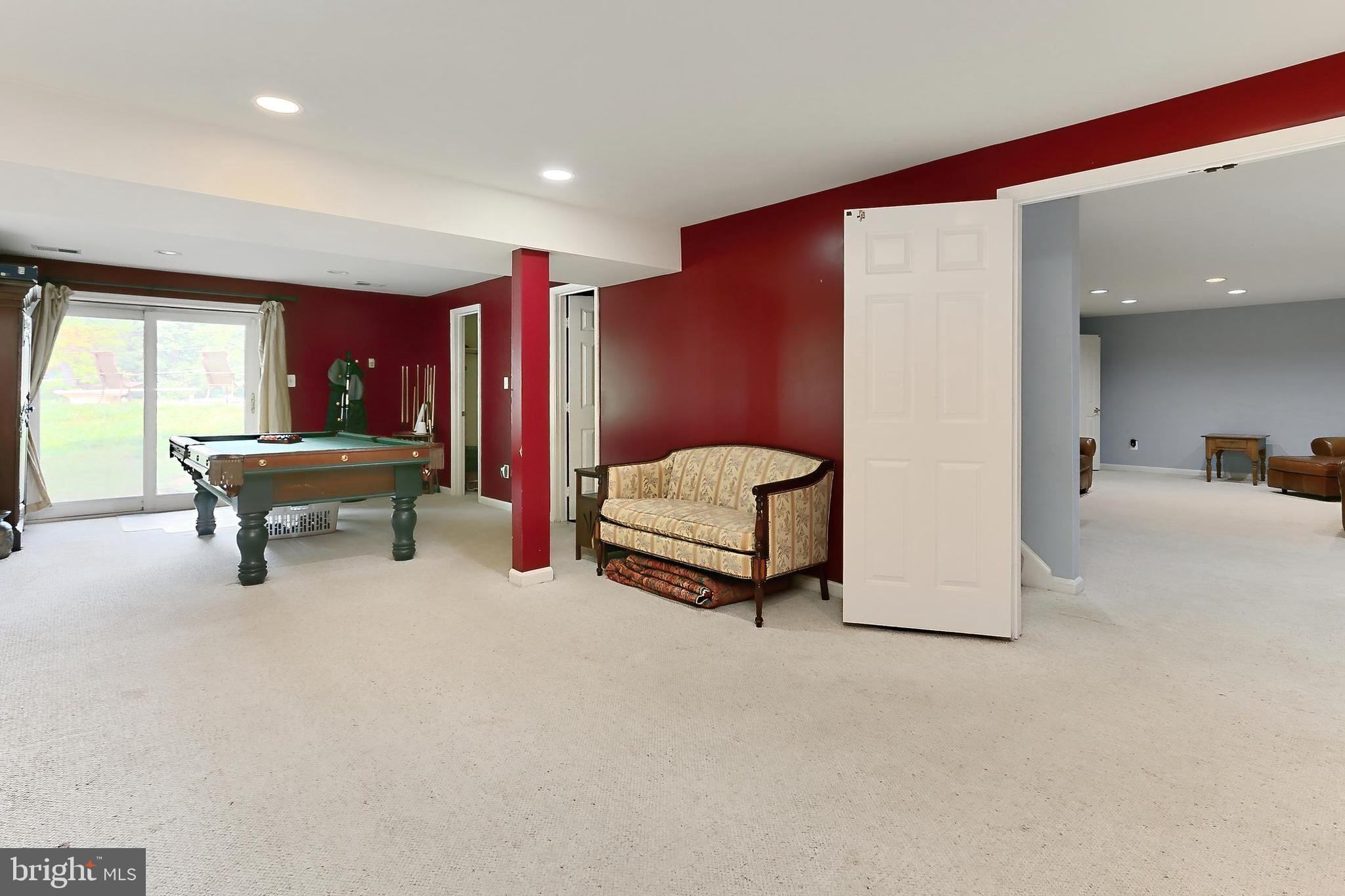 IVAKOTA FARM - Residential