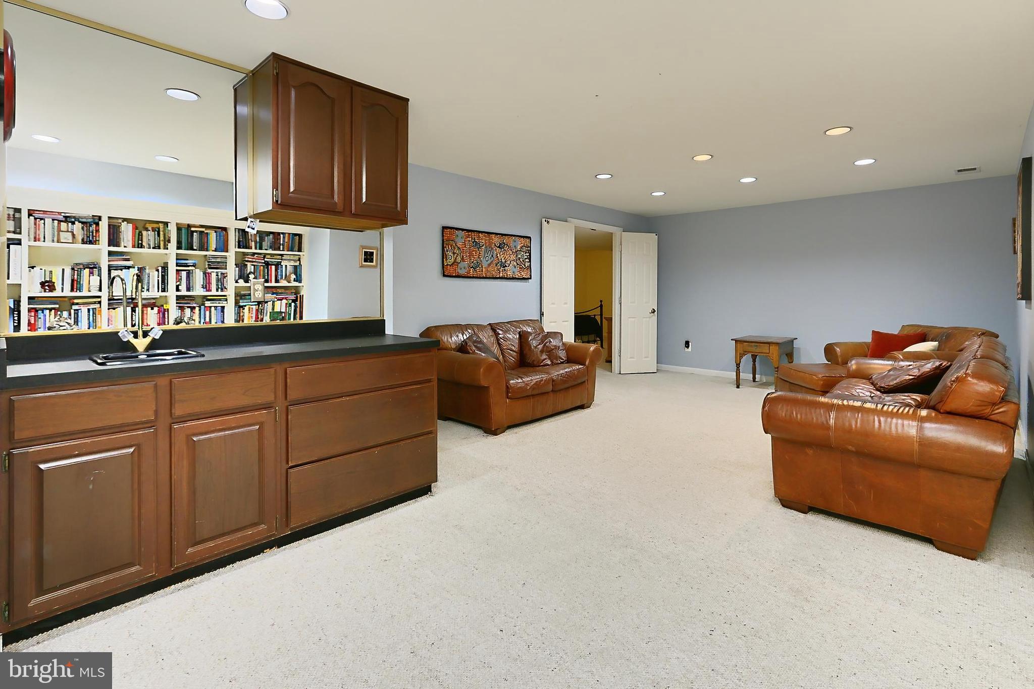 IVAKOTA FARM - Residential