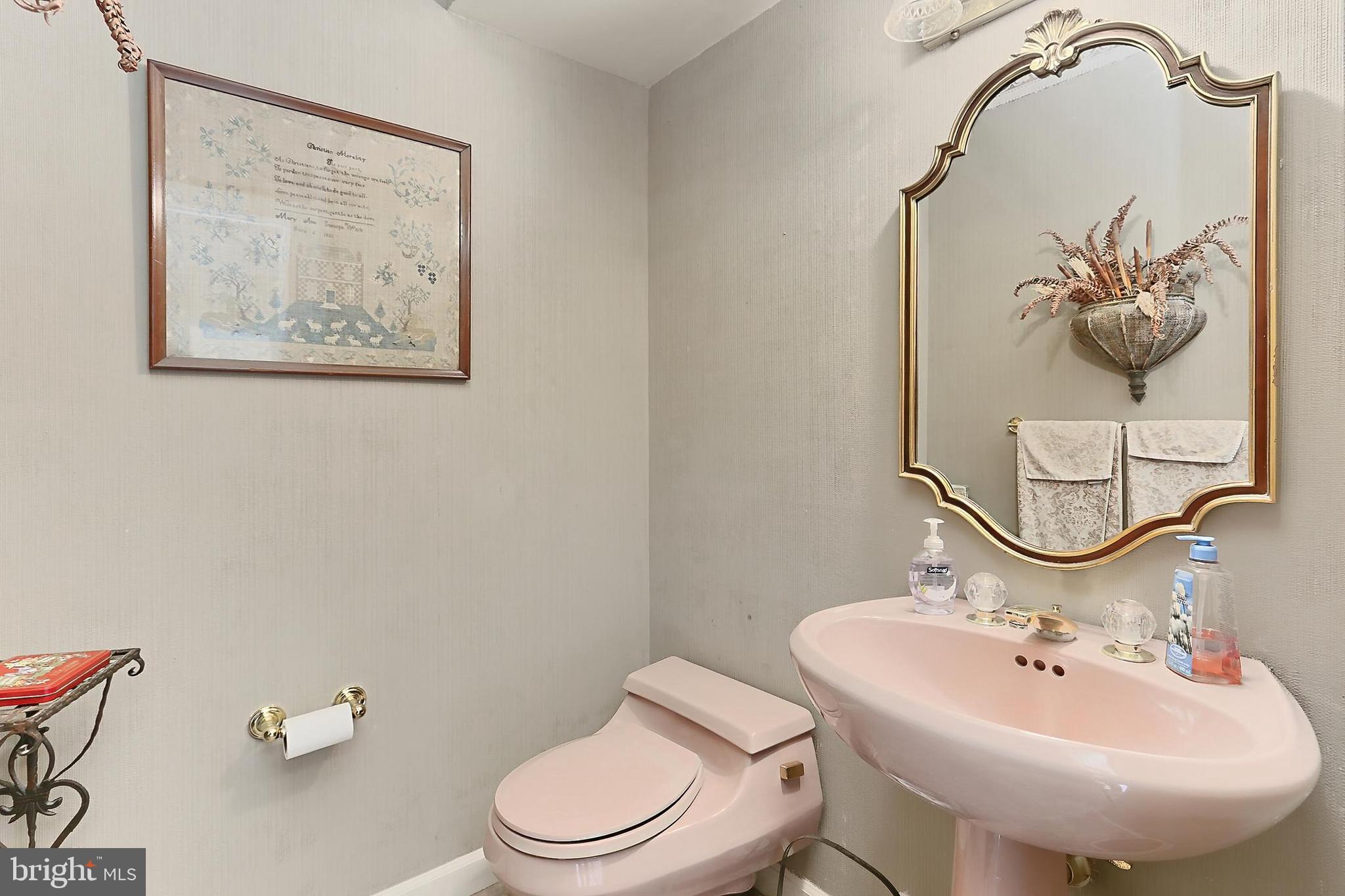 IVAKOTA FARM - Residential