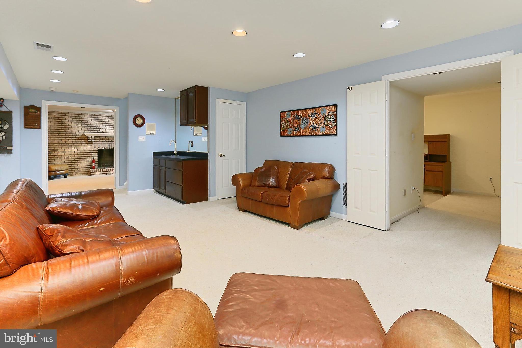 IVAKOTA FARM - Residential