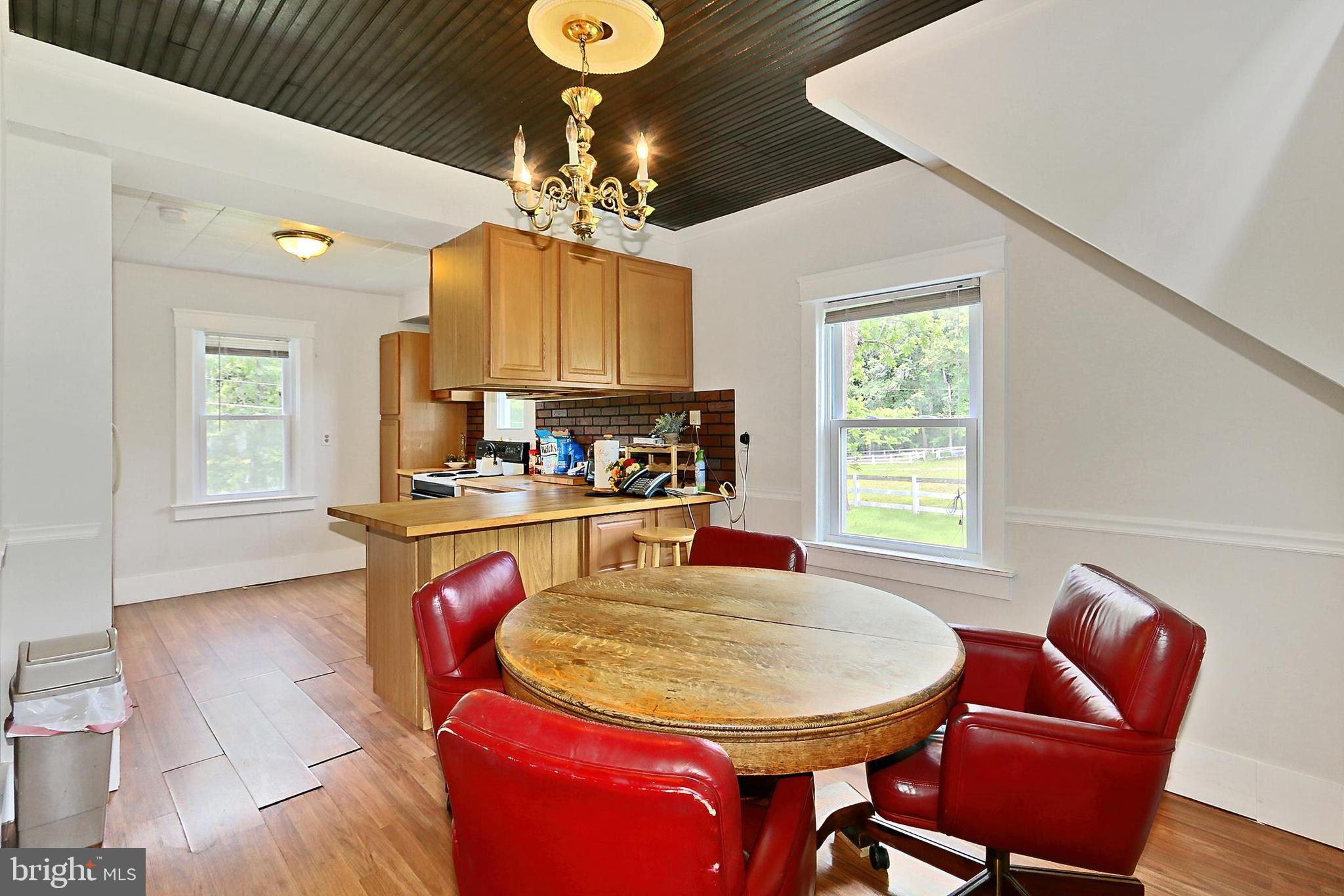 IVAKOTA FARM - Residential