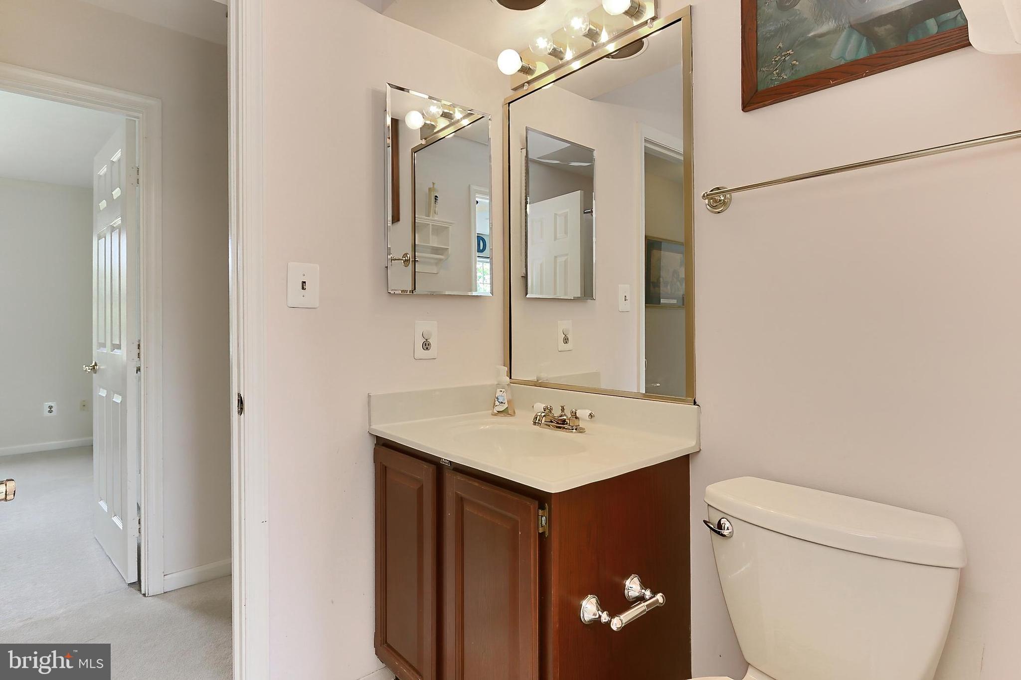 IVAKOTA FARM - Residential