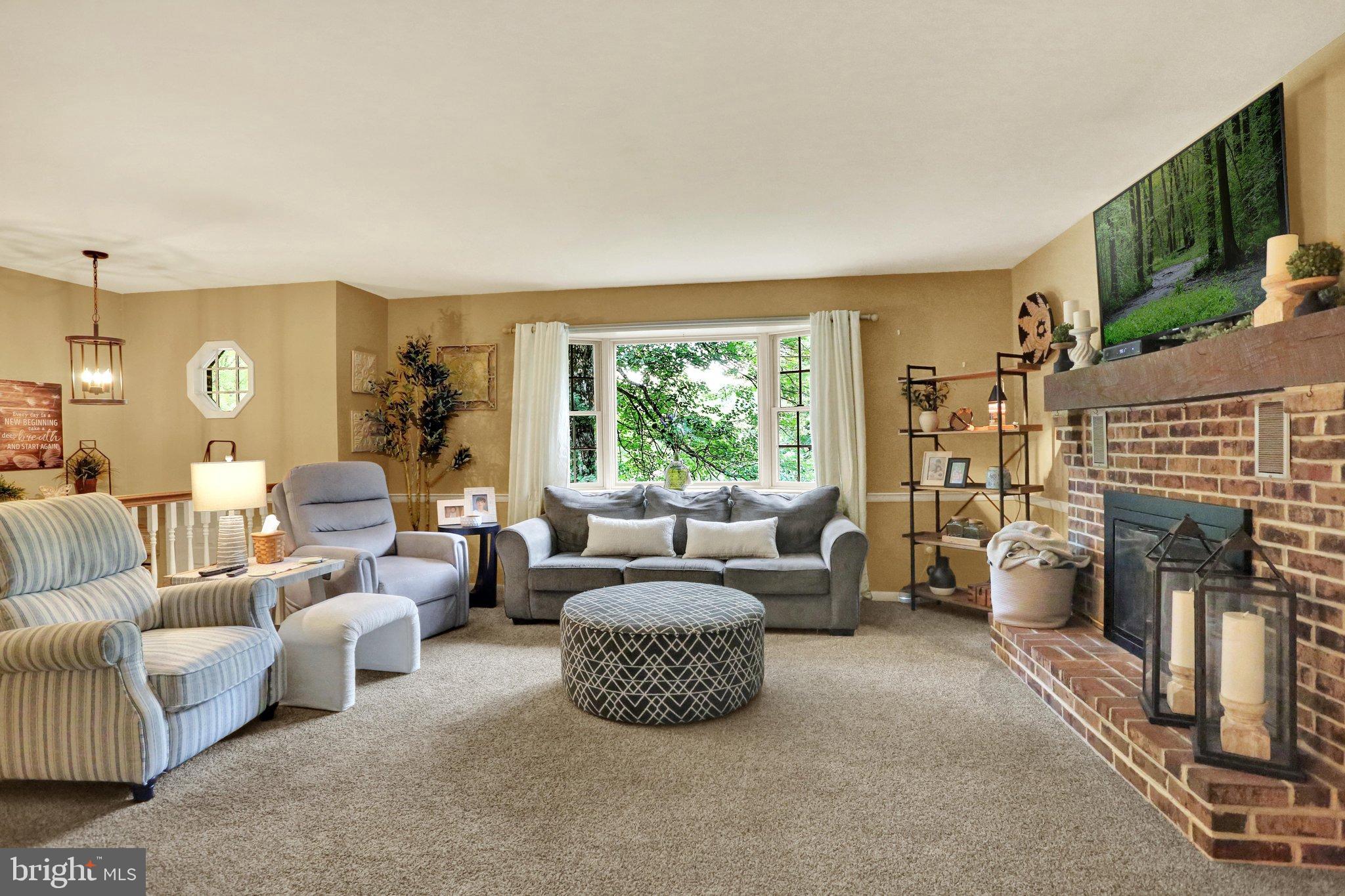 81 OAKBROOK DRIVE