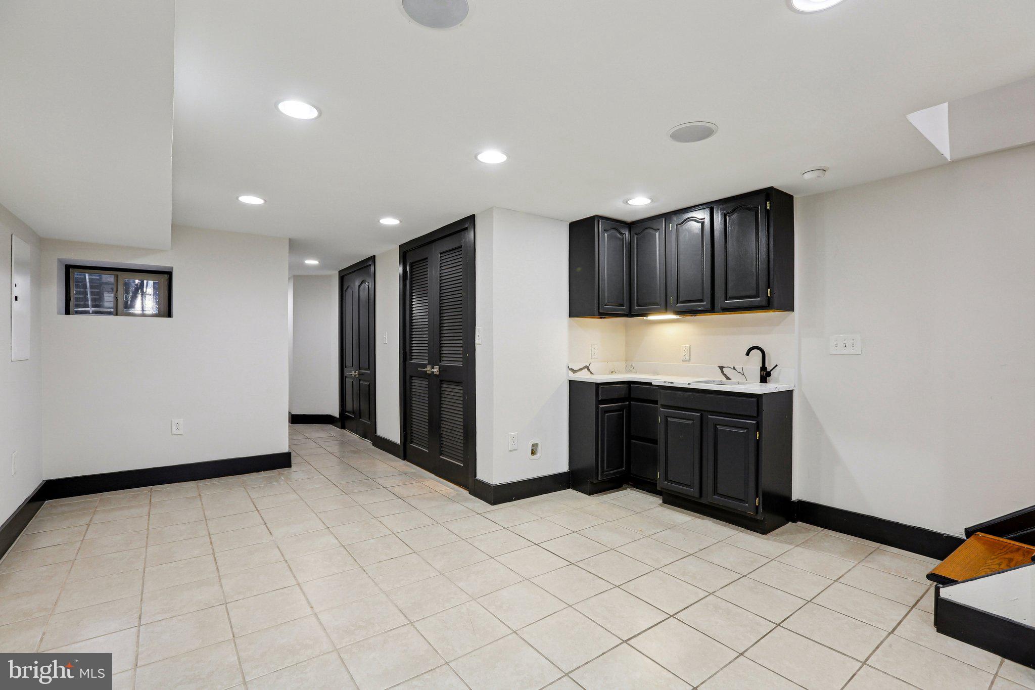 RESERVOIR HILL - Residential