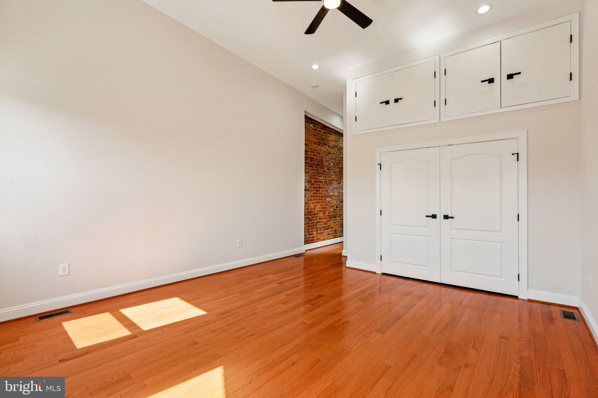 RESERVOIR HILL - Residential