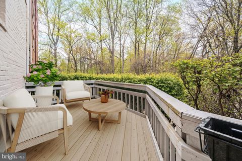 2212 WASHINGTON AVENUE 102 SILVER SPRING MD 20910