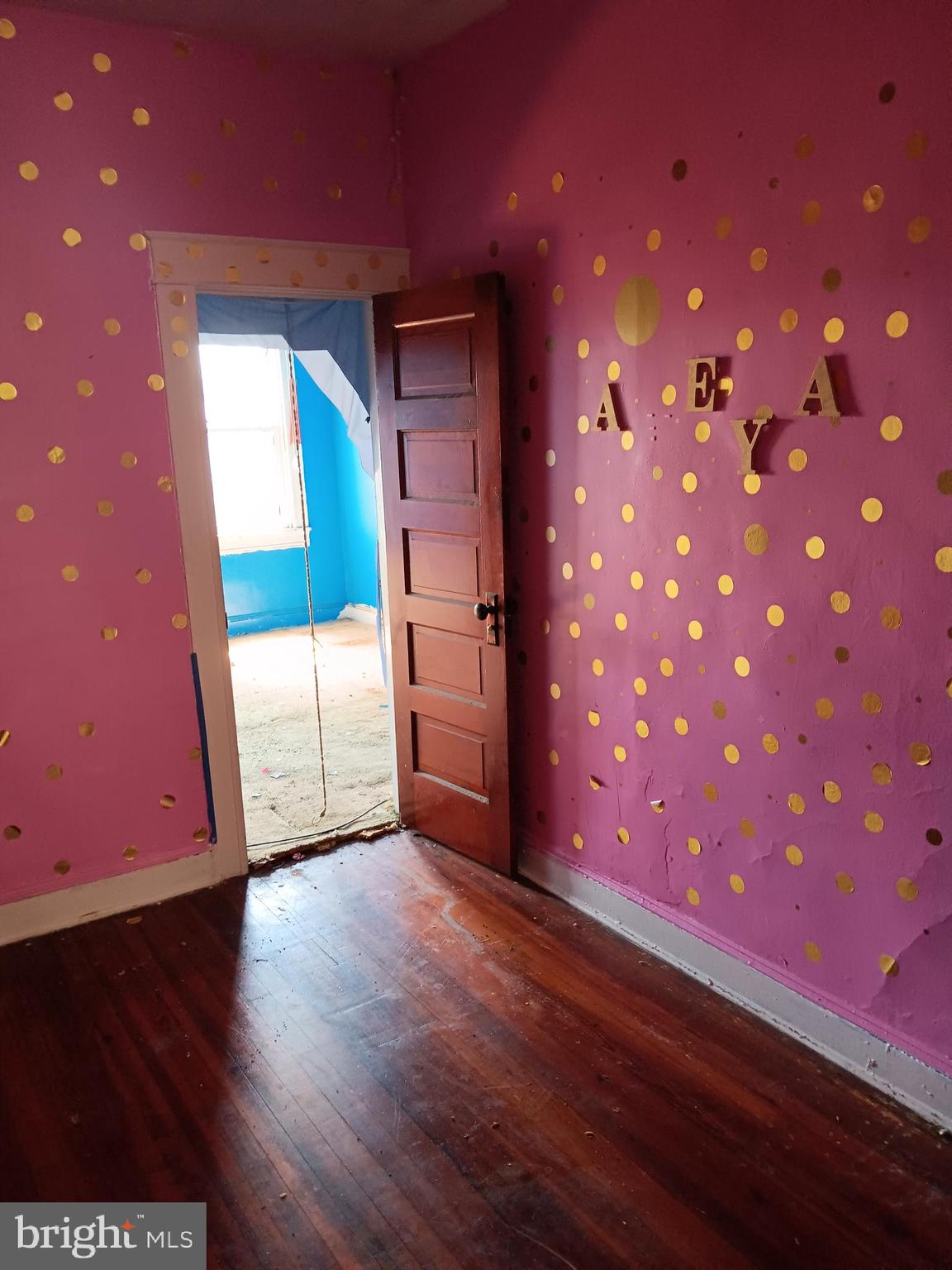 WAVERLY - Residential